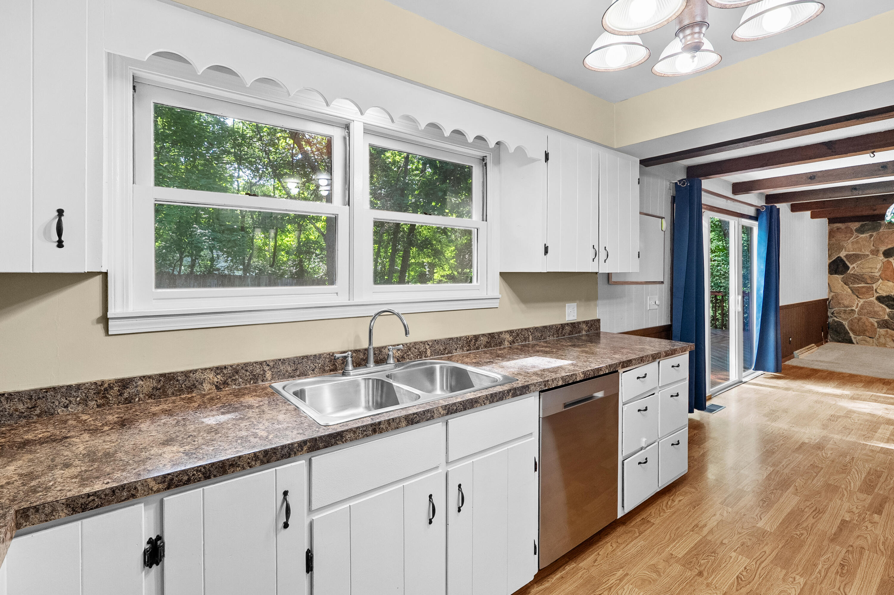 7423 Ravine Road Kalamazoo MI 49009