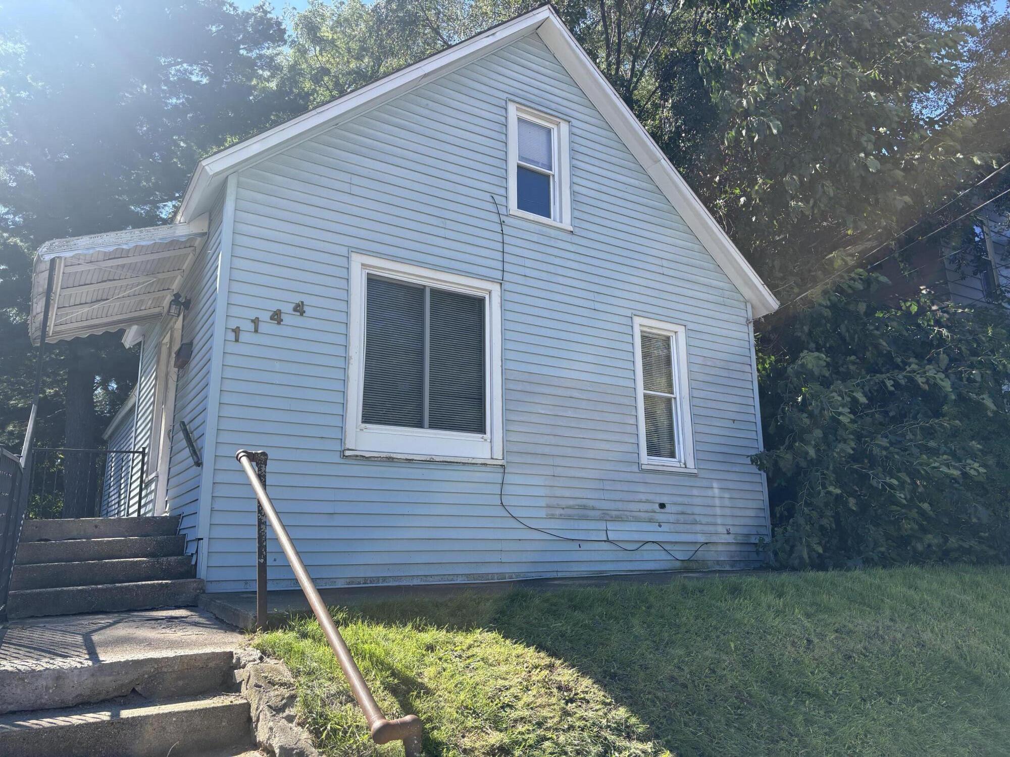 1144 Logan Street SE Grand Rapids MI 49506