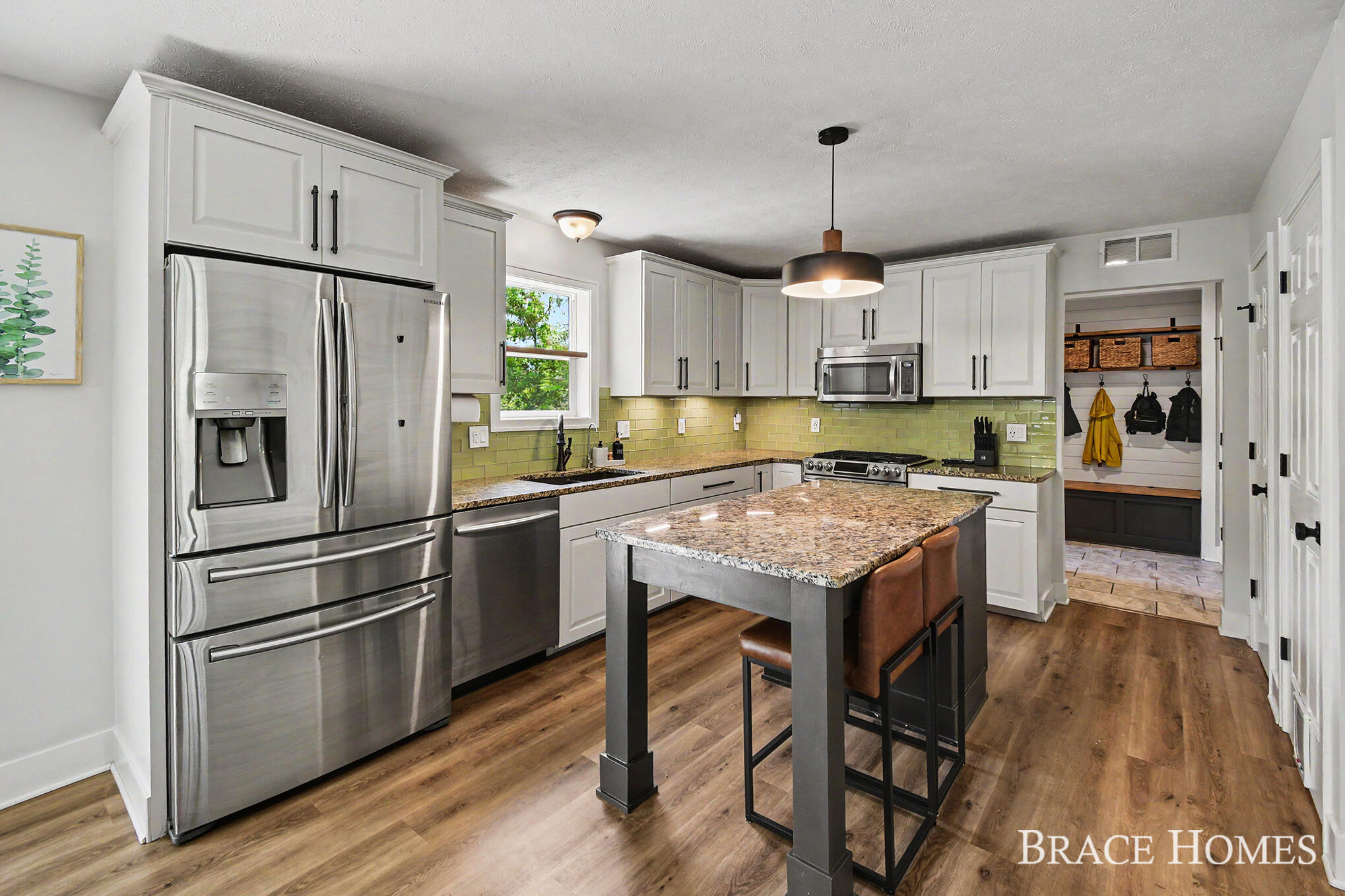 156 Hightower Drive NE Rockford MI 49341