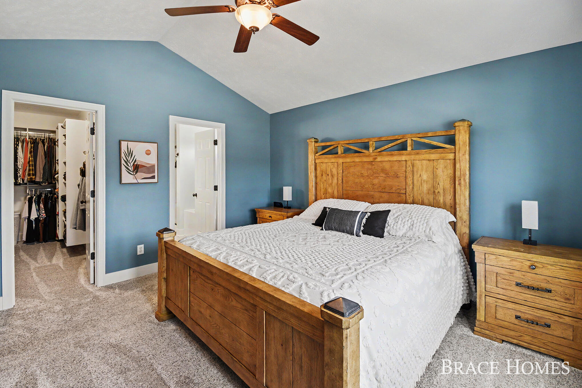 156 Hightower Drive NE Rockford MI 49341