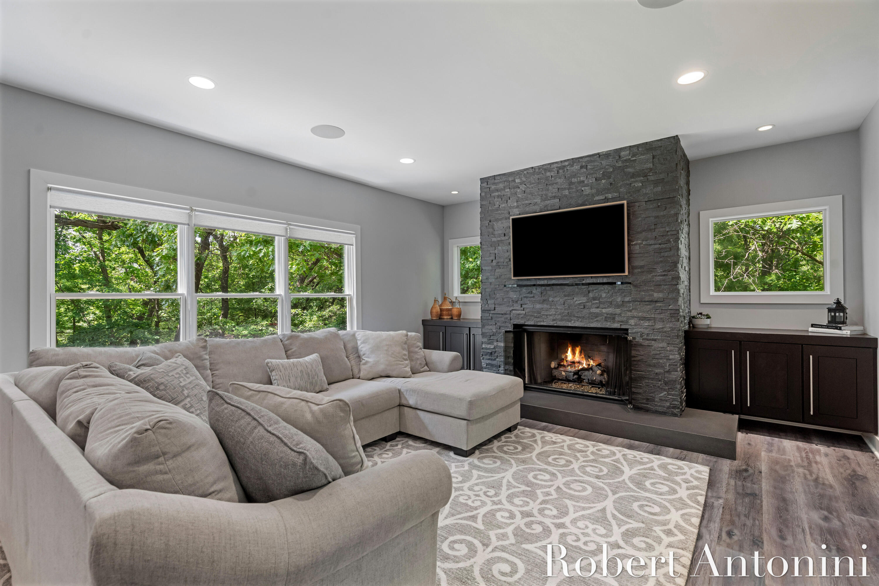 1977 Emerald Glen Court NE Ada MI 49301