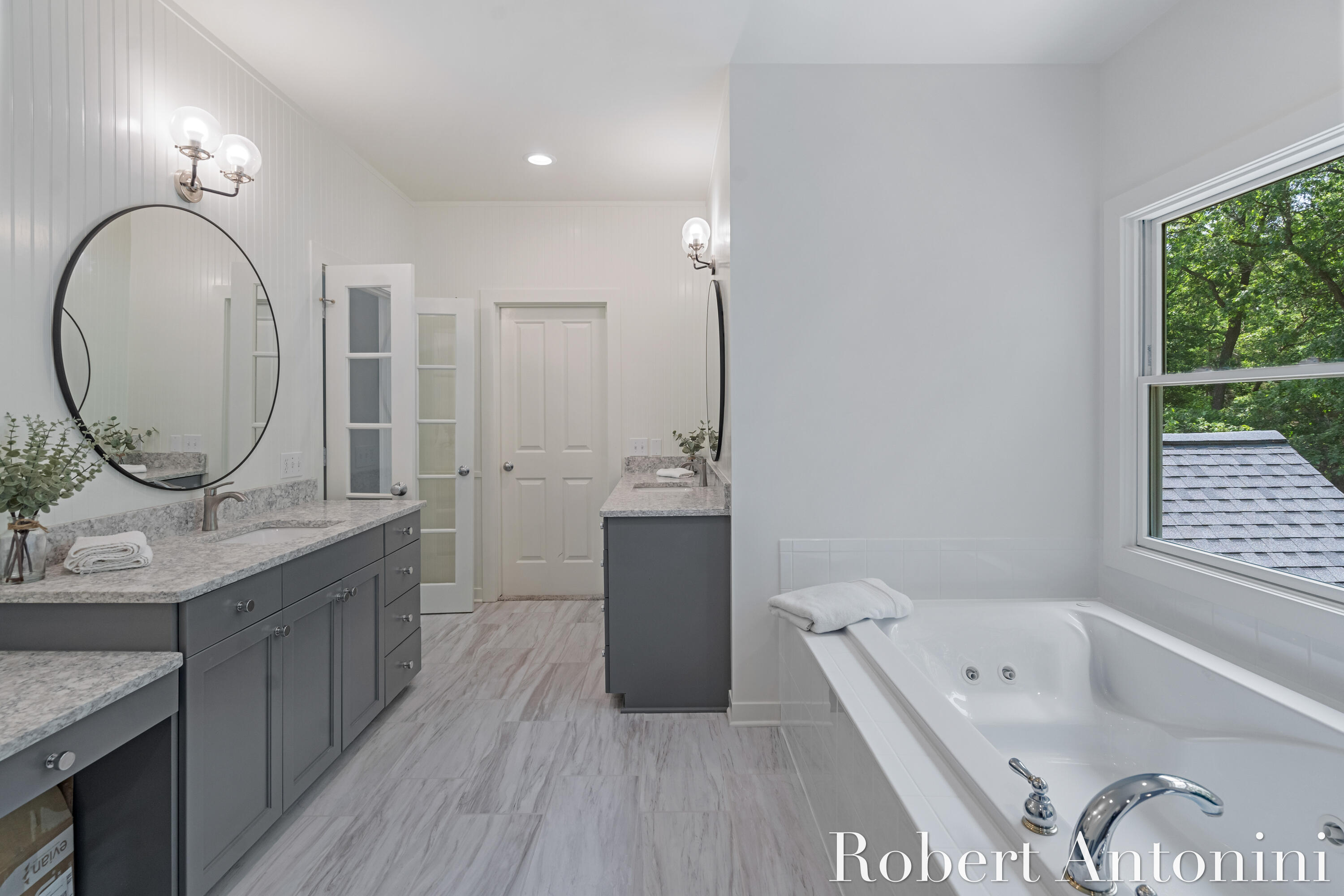 1977 Emerald Glen Court NE Ada MI 49301