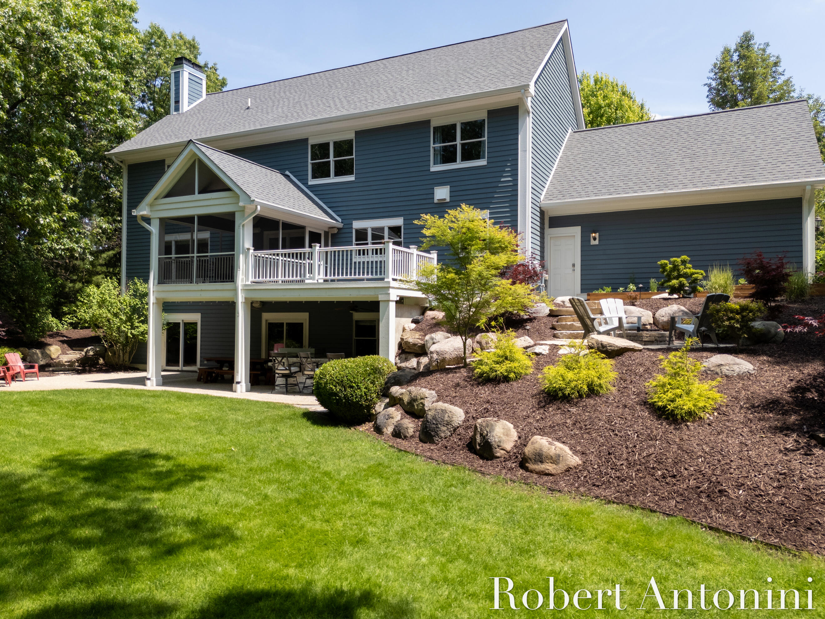 1977 Emerald Glen Court NE Ada MI 49301