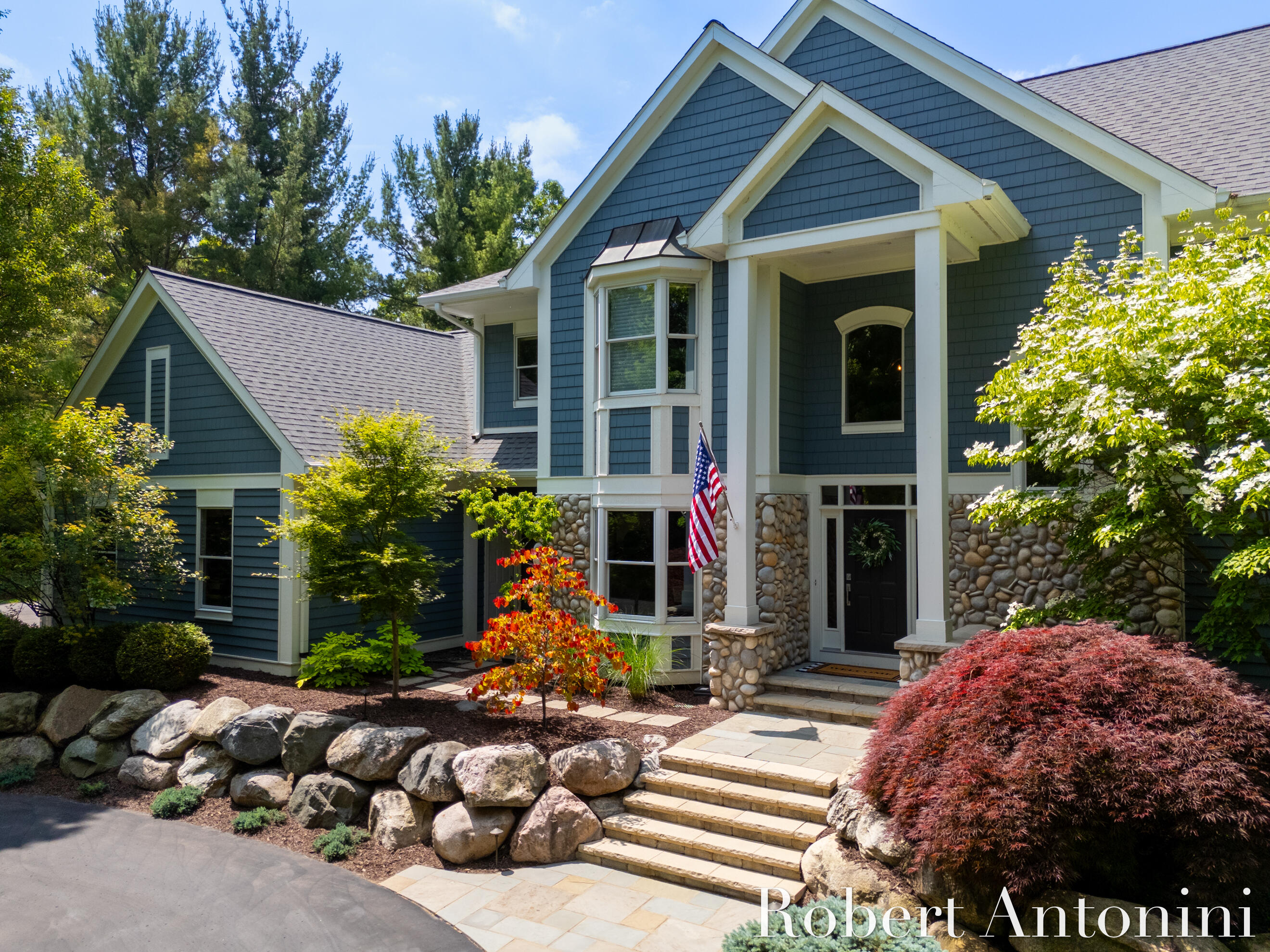 1977 Emerald Glen Court NE Ada MI 49301