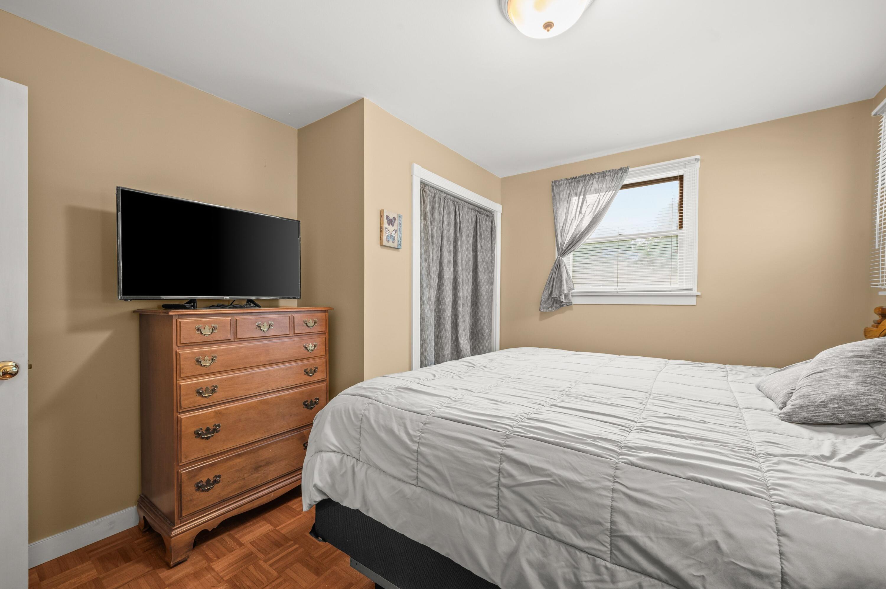 52653 Lakeview Drive Dowagiac MI 49047