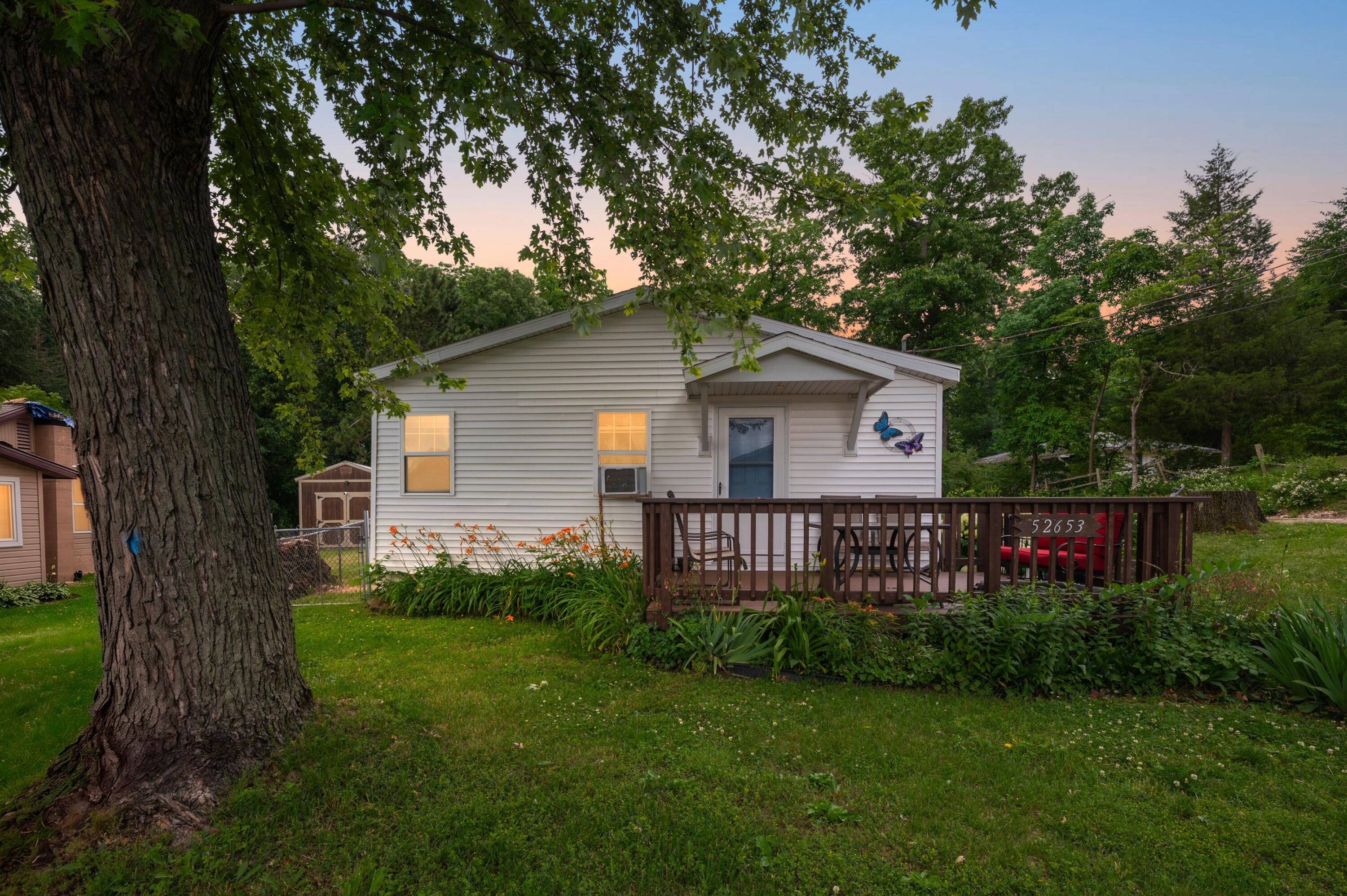 52653 Lakeview Drive Dowagiac MI 49047