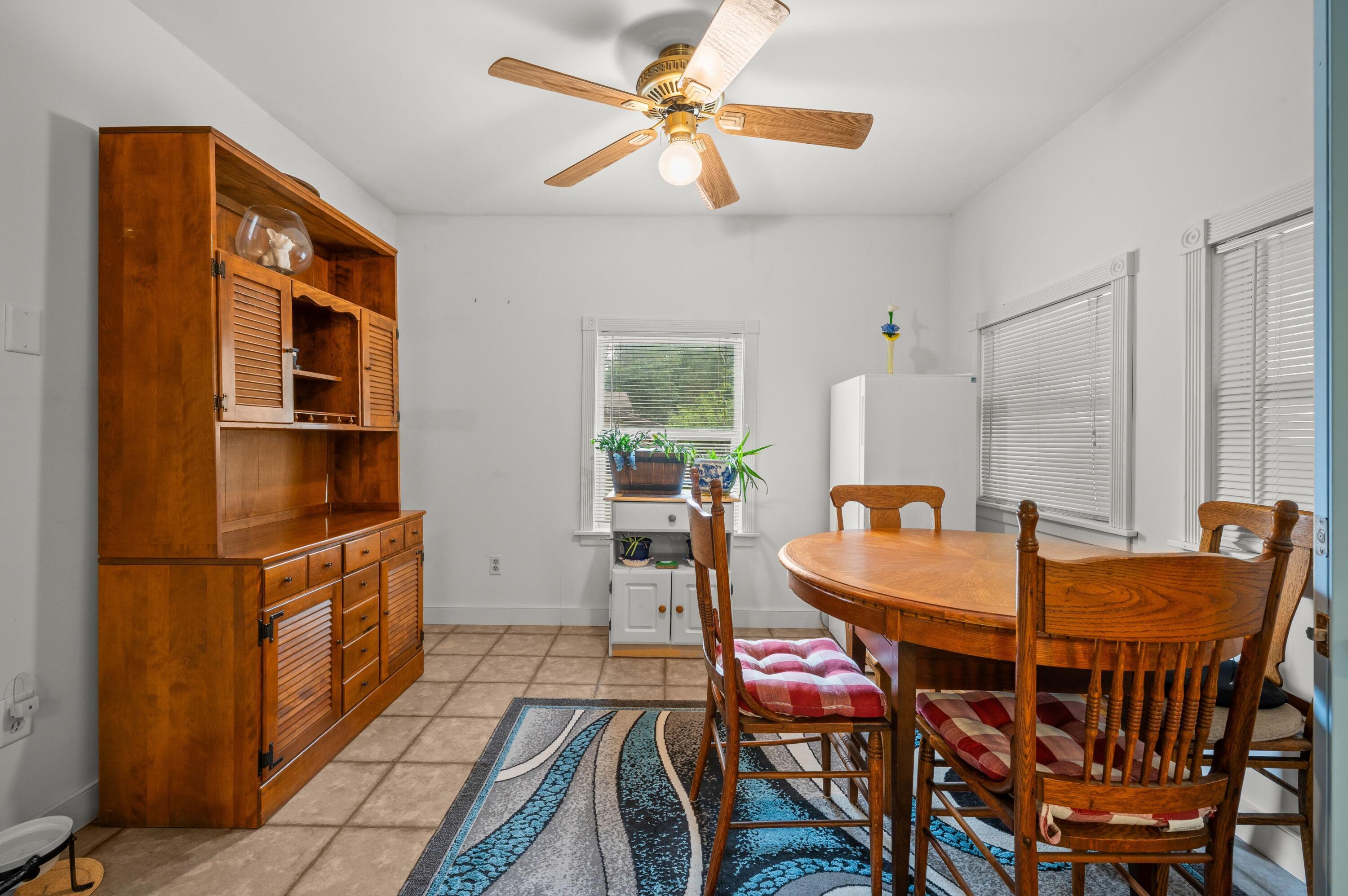 52653 Lakeview Drive Dowagiac MI 49047