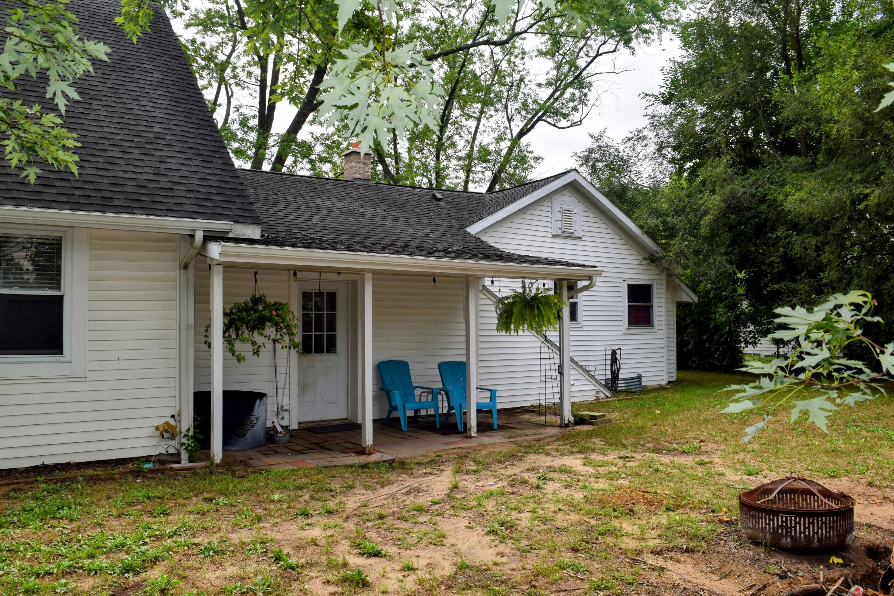 1080 Bellway Avenue Norton Shores MI 49441