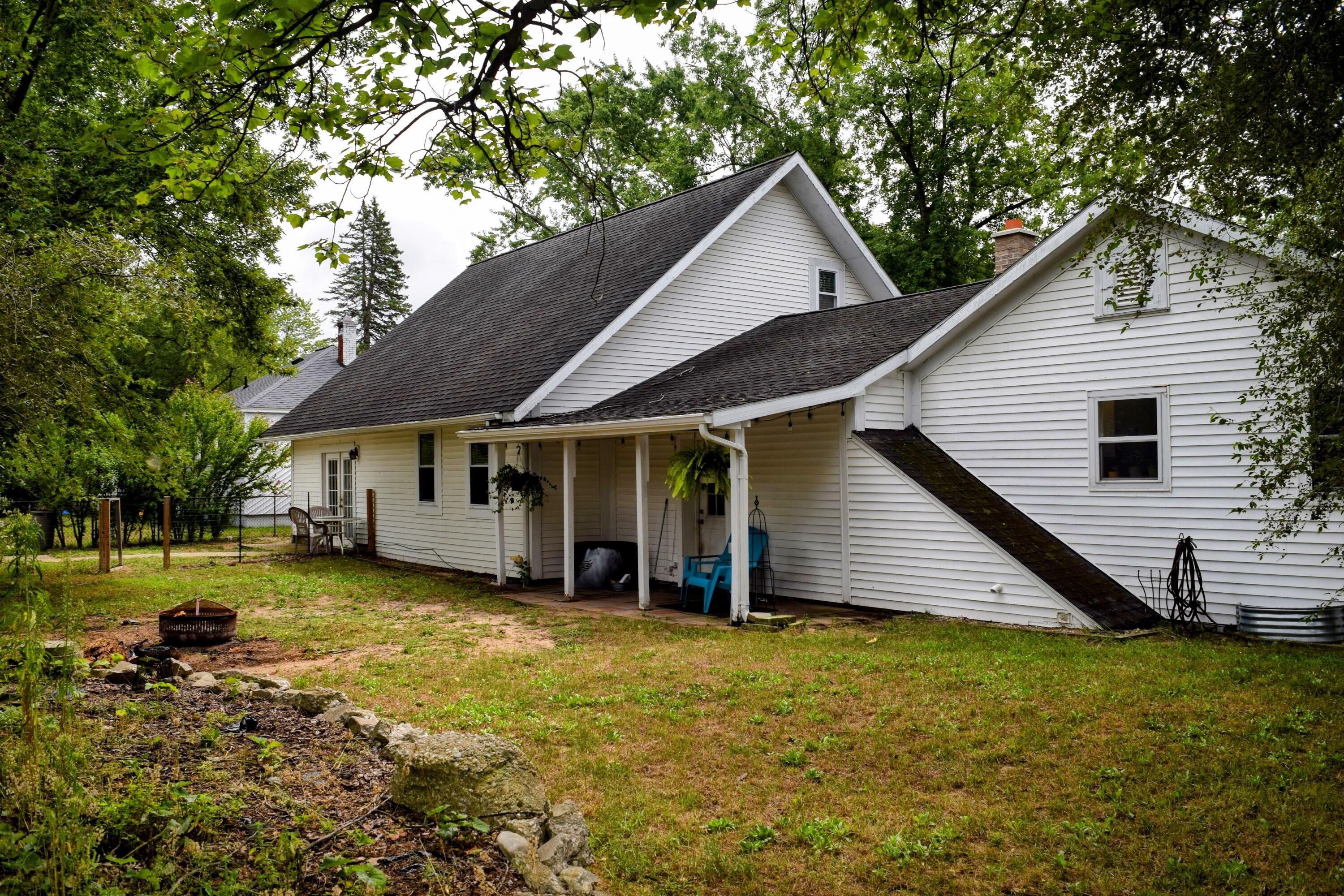 1080 Bellway Avenue Norton Shores MI 49441