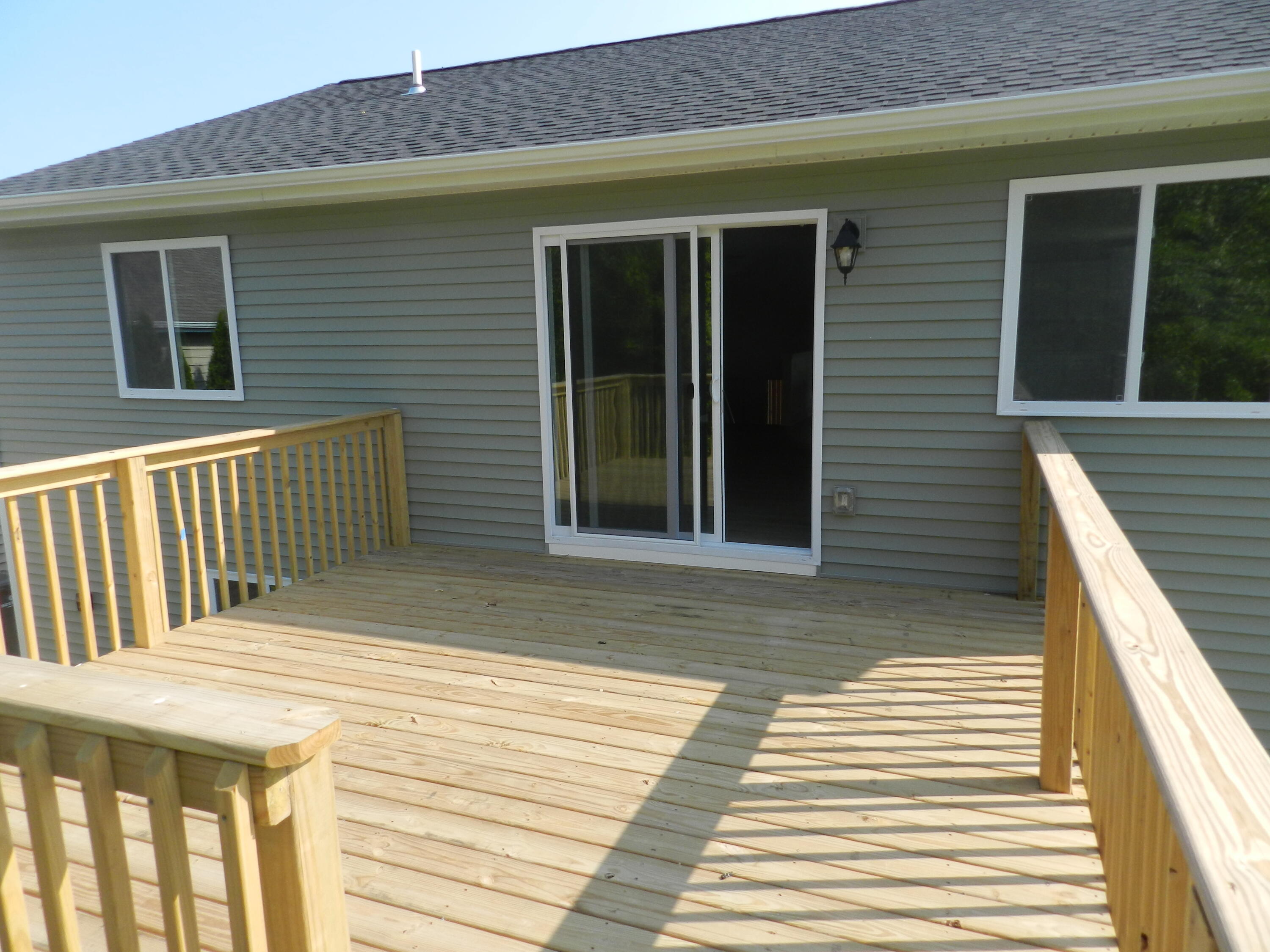 558 Swan River Drive Benton Harbor MI 49022