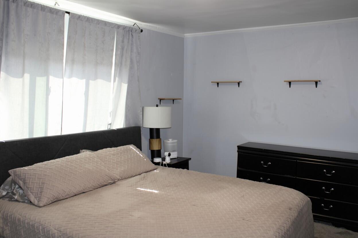 832 College Avenue NE Grand Rapids MI 49503