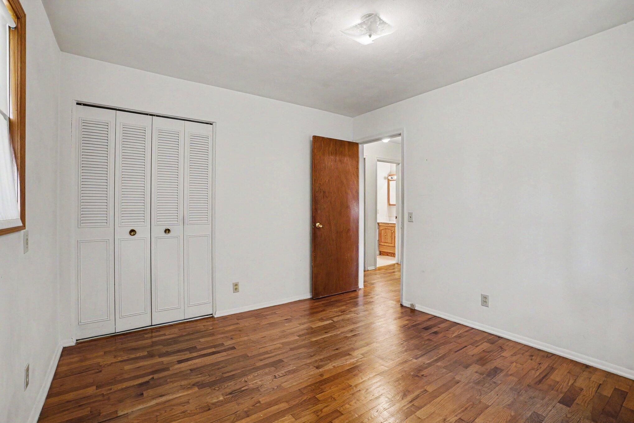 2323 Cumberland Street Kalamazoo MI 49006