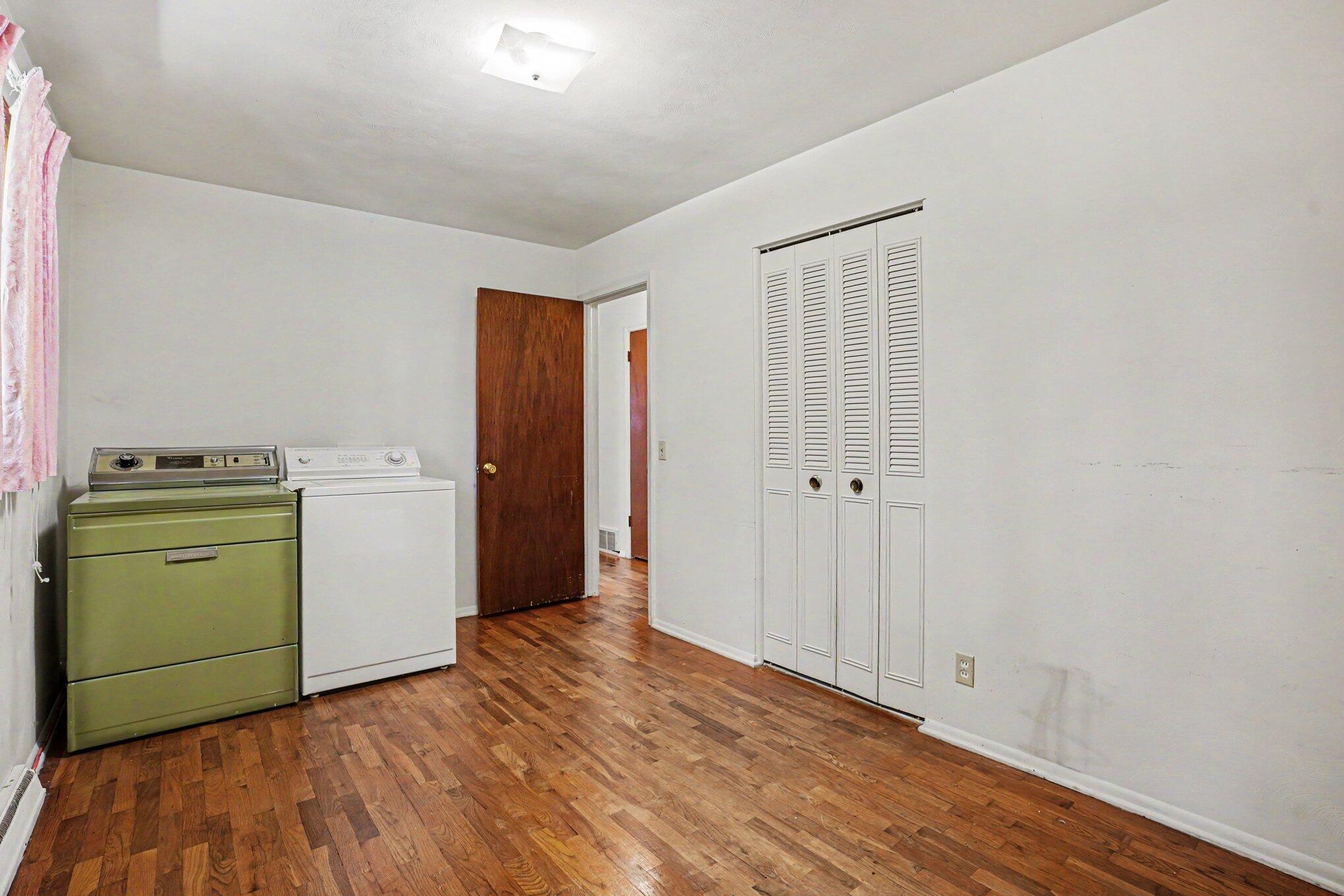 2323 Cumberland Street Kalamazoo MI 49006