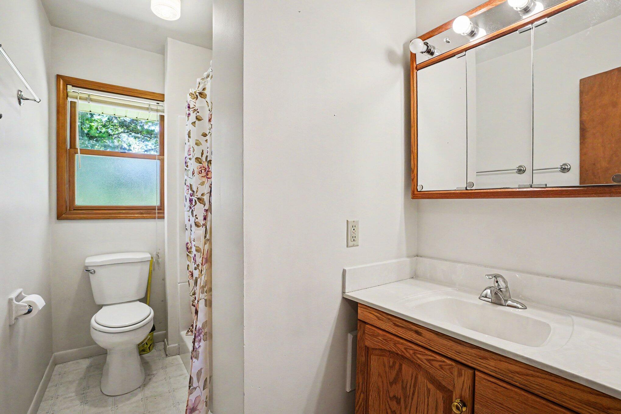 2323 Cumberland Street Kalamazoo MI 49006