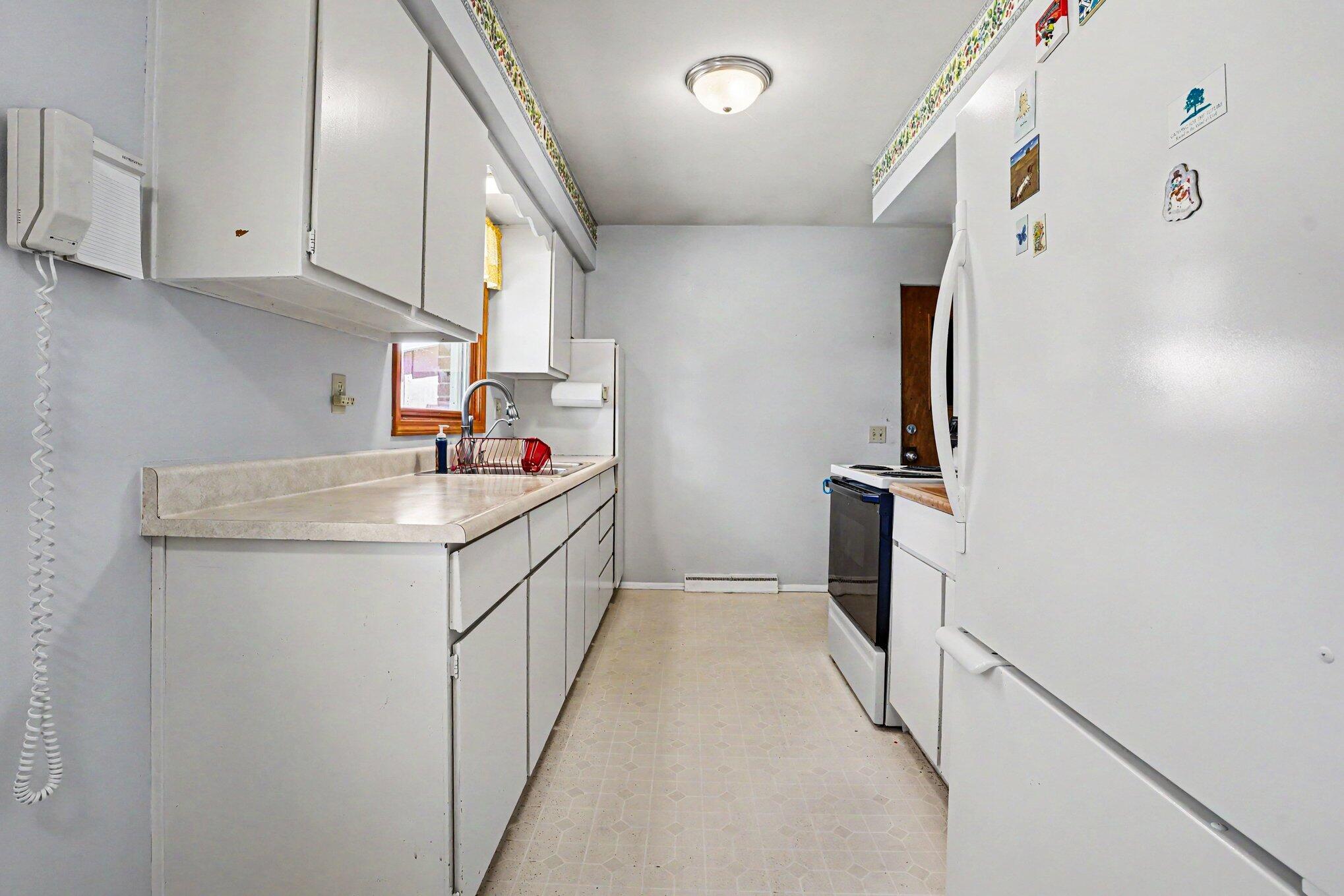 2323 Cumberland Street Kalamazoo MI 49006