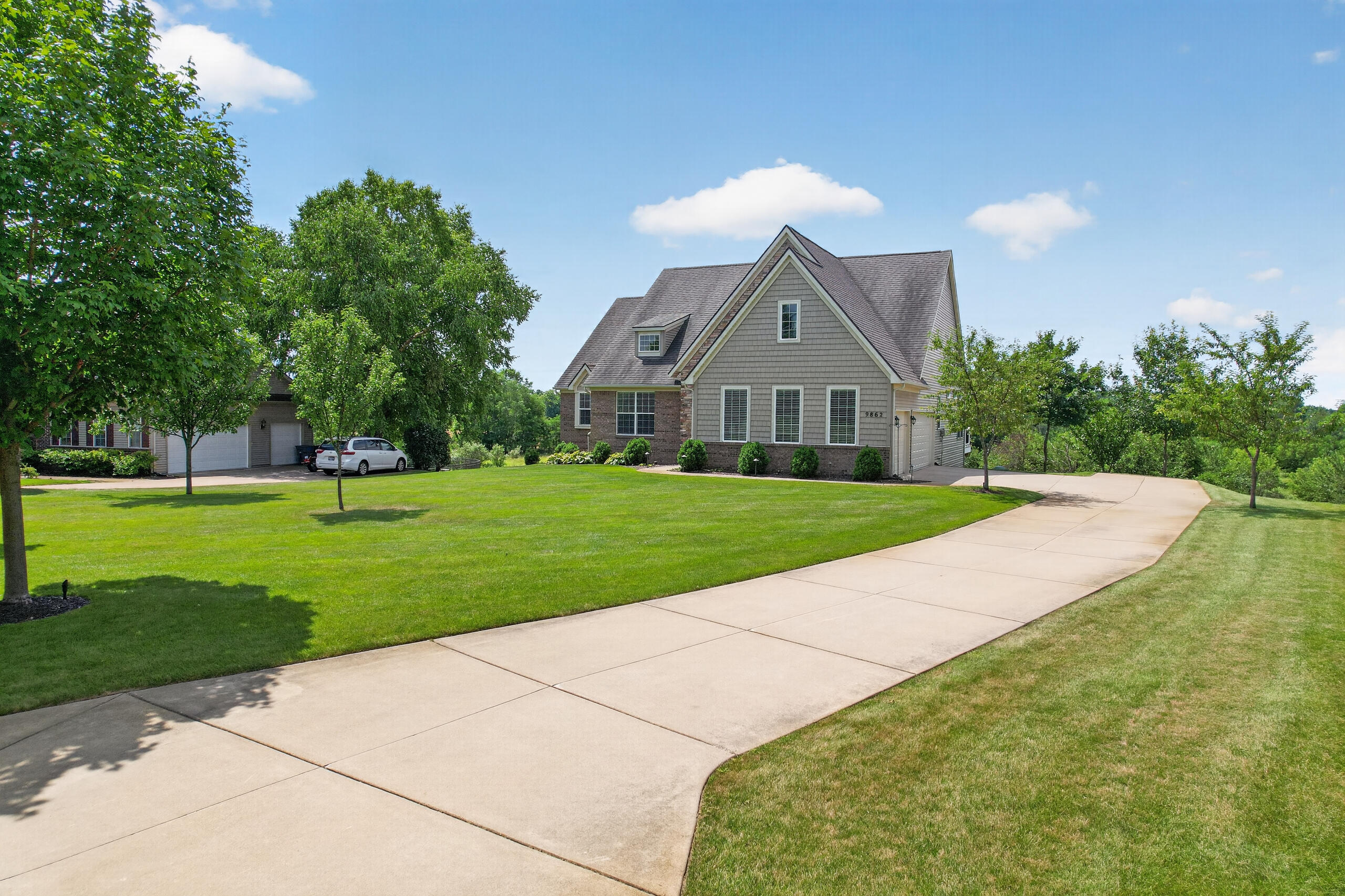 9862 Dublin Drive Fenton MI 48430