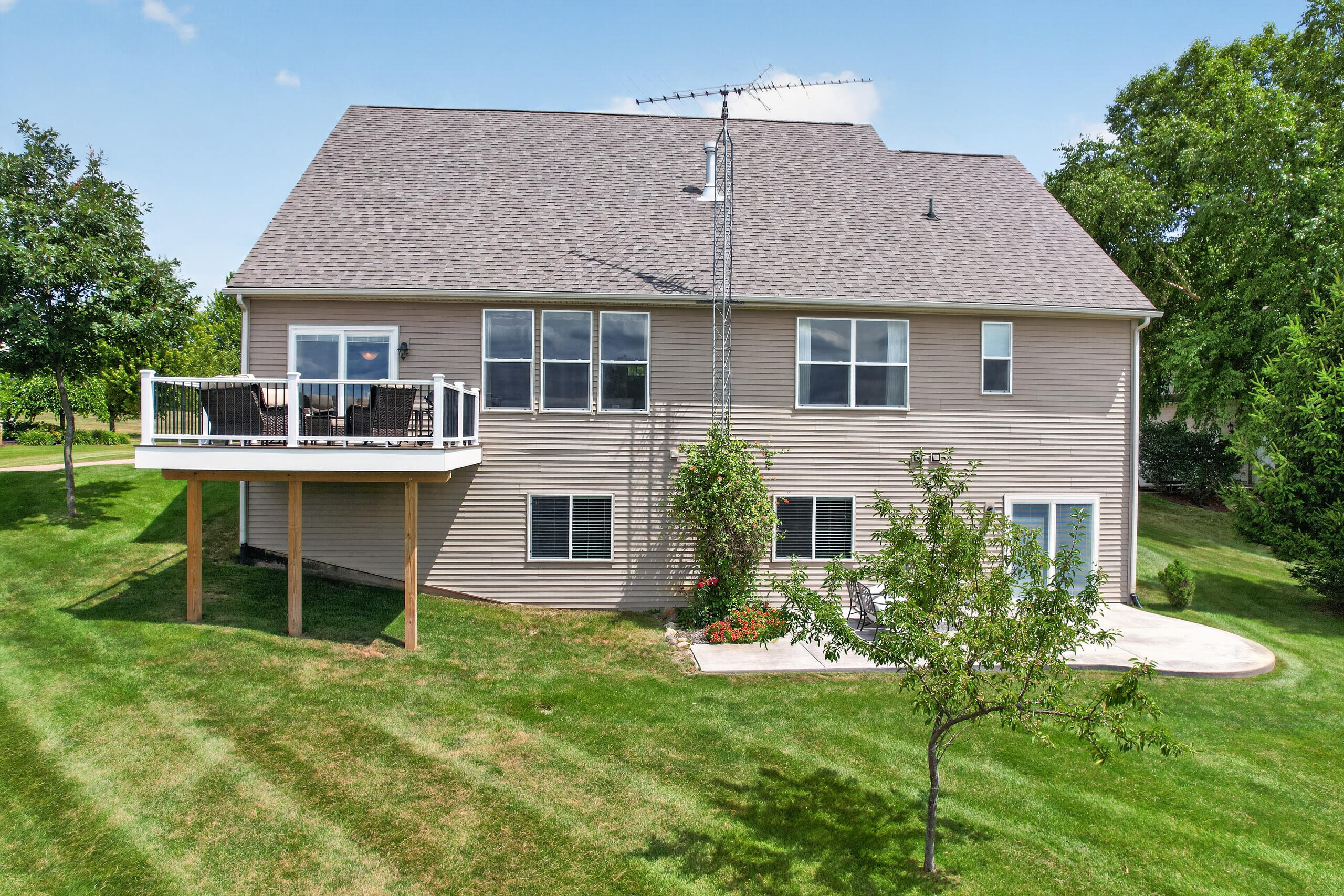 9862 Dublin Drive Fenton MI 48430