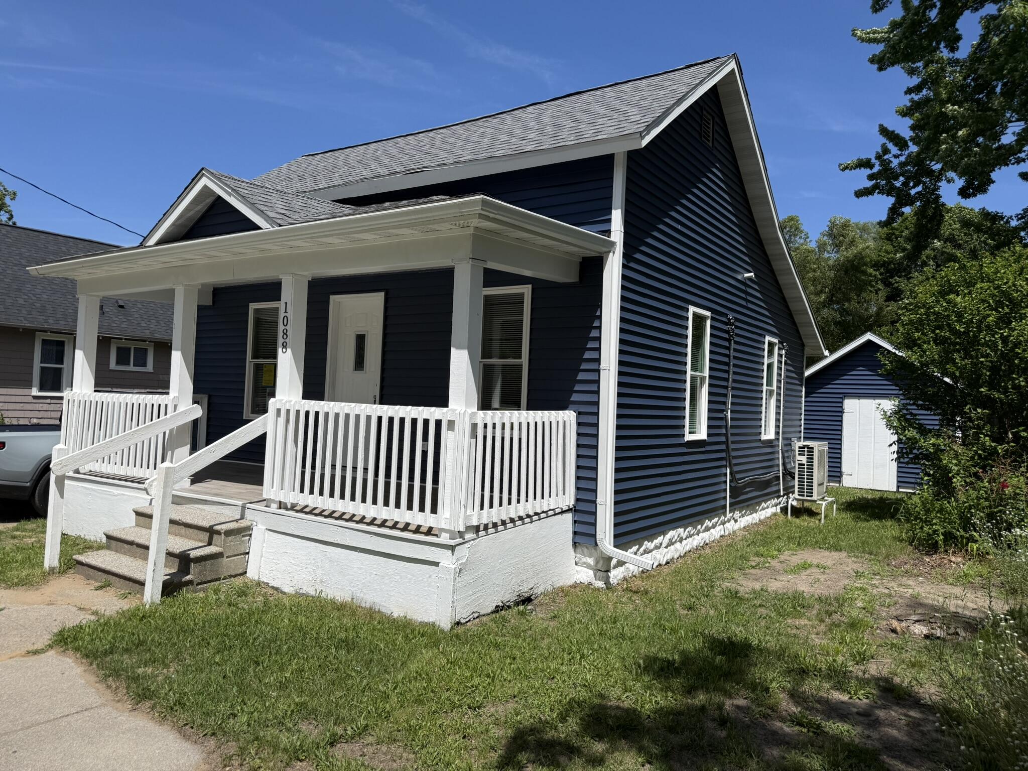 1088 Kenneth Street Muskegon MI 49442