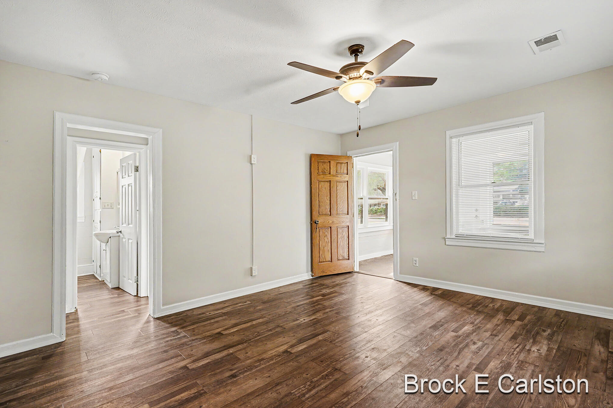 1756 Marquette Avenue Muskegon MI 49442