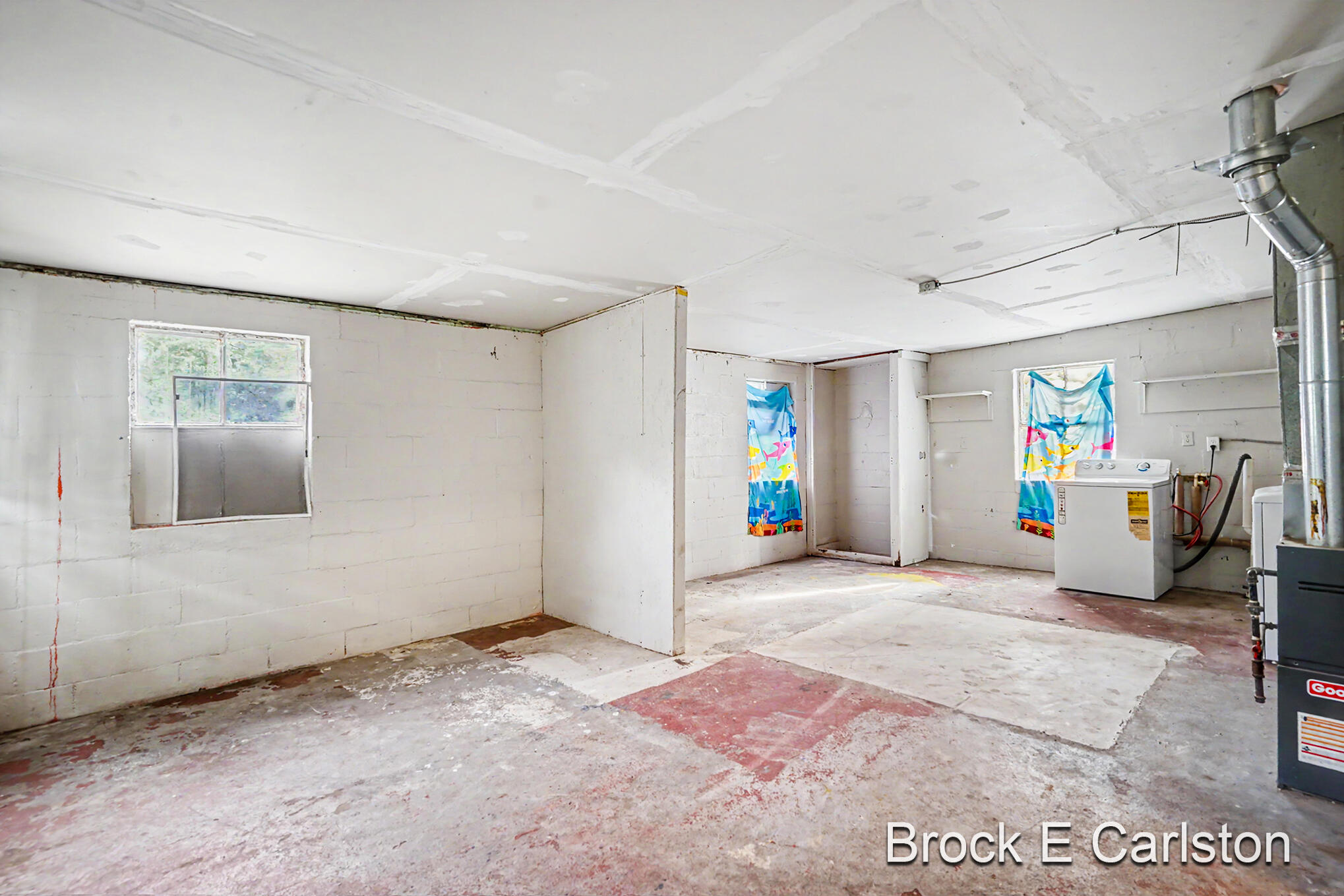 1756 Marquette Avenue Muskegon MI 49442