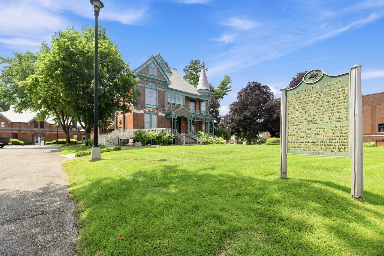 330 Carefree Court Niles MI 49120