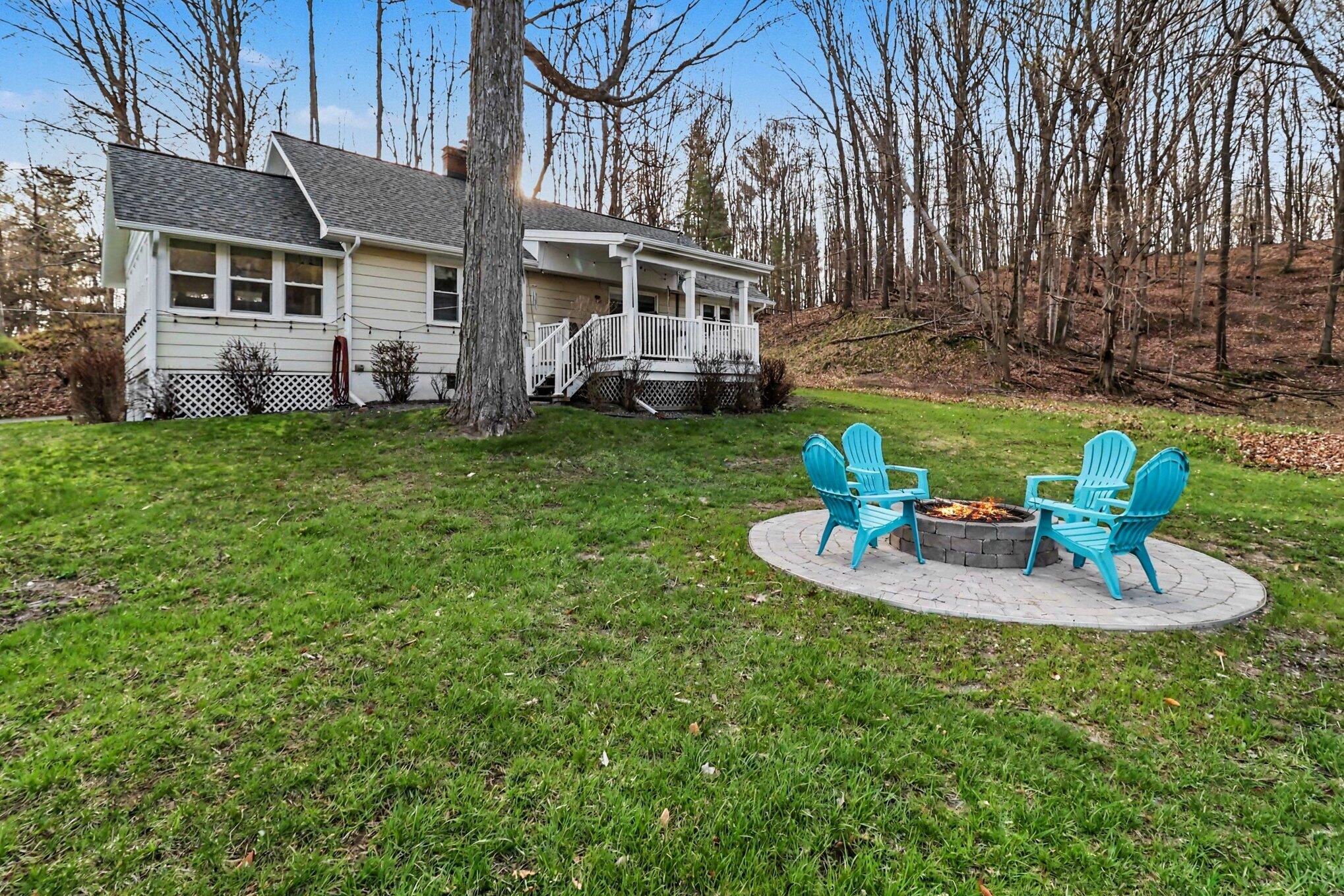 5989 Barnhart Road Ludington MI 49431