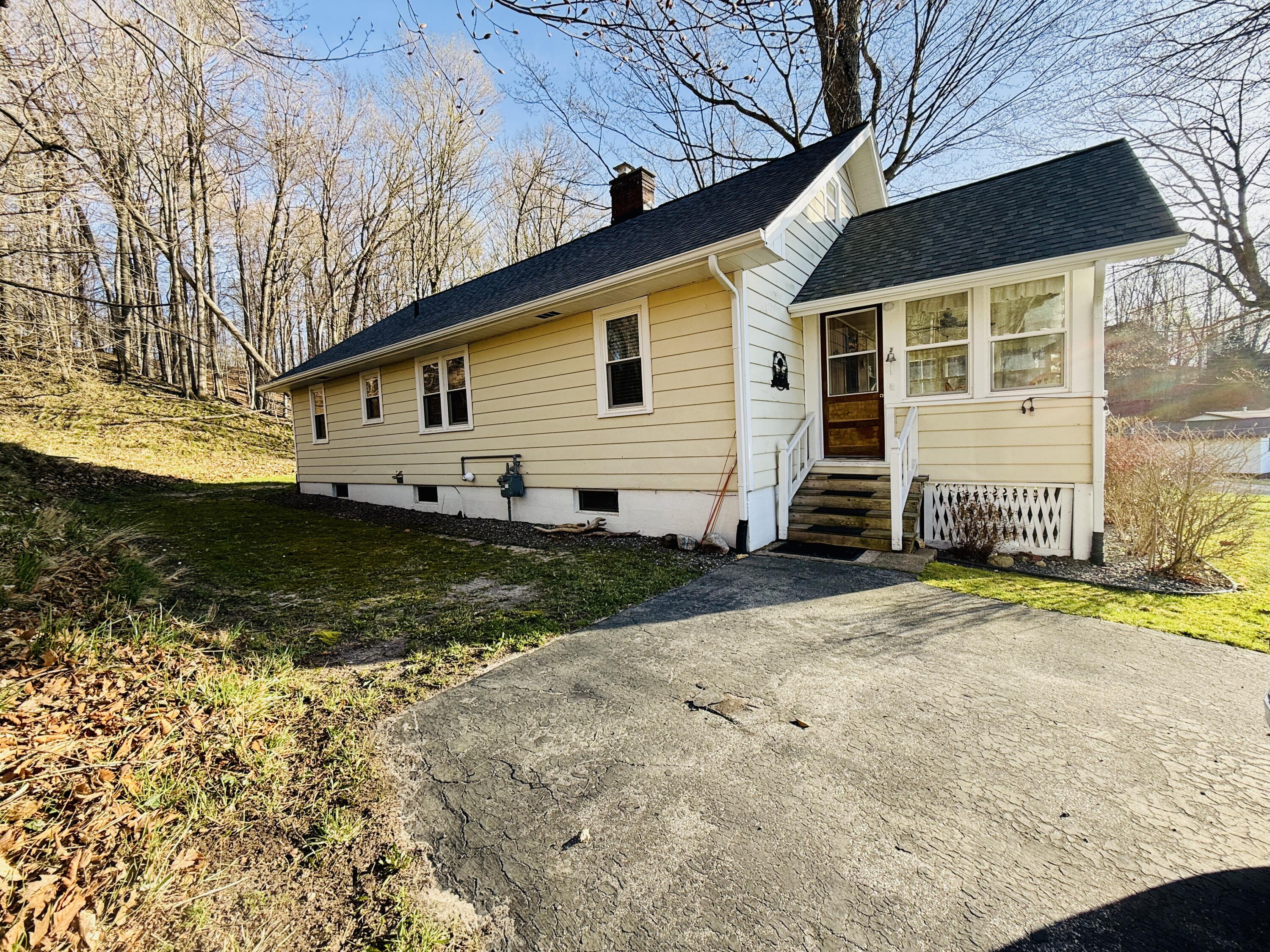 5989 Barnhart Road Ludington MI 49431