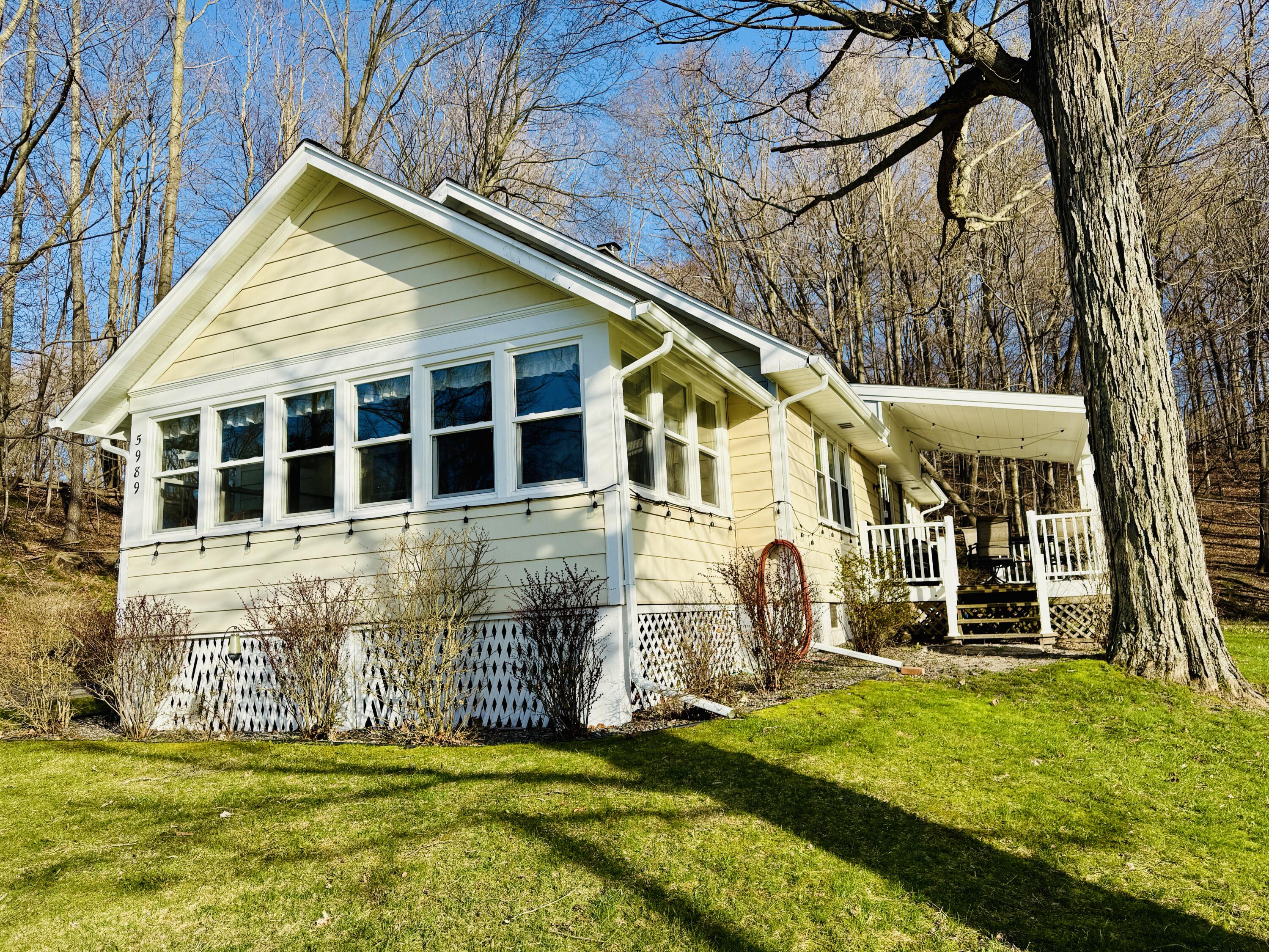 5989 Barnhart Road Ludington MI 49431