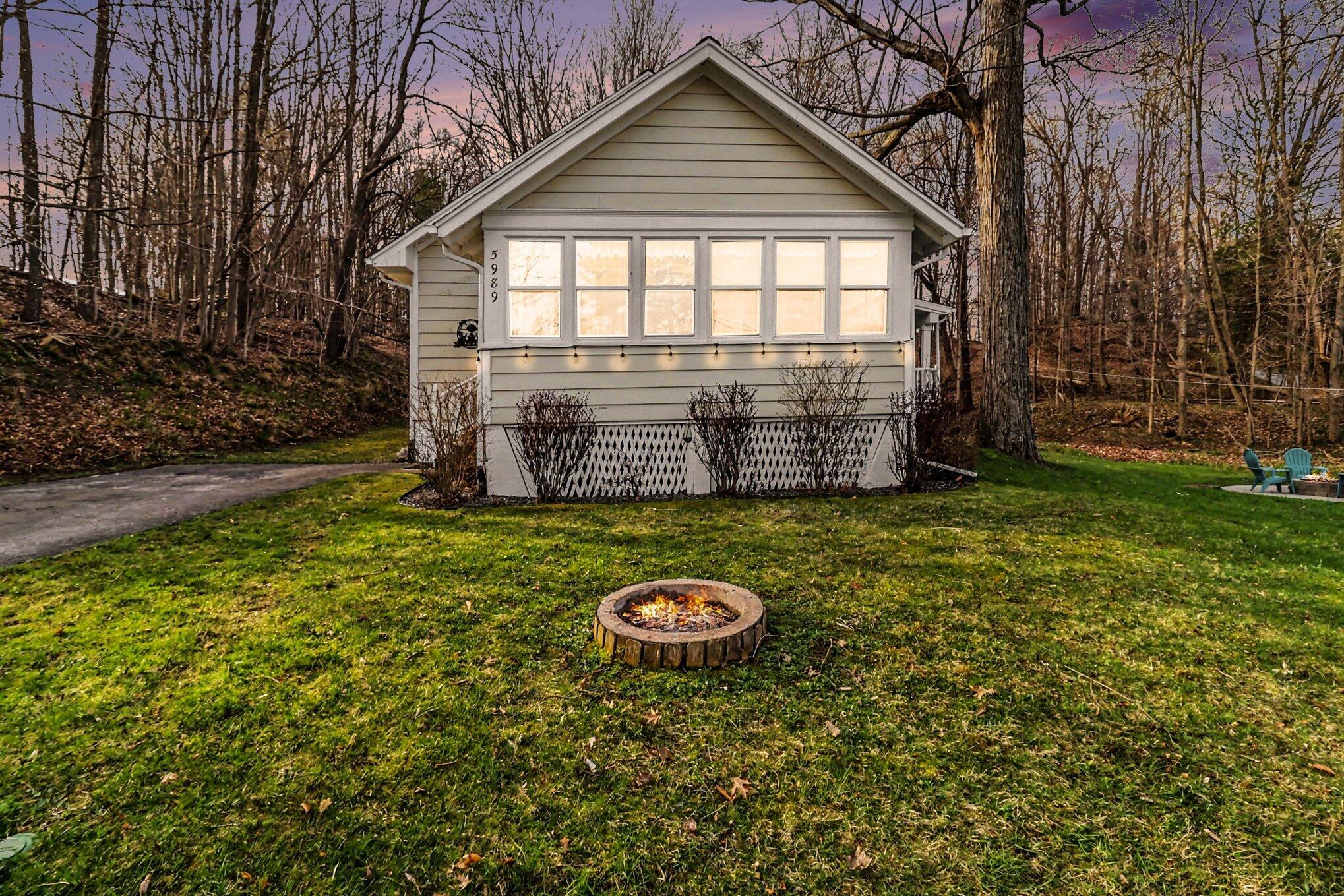 5989 Barnhart Road Ludington MI 49431
