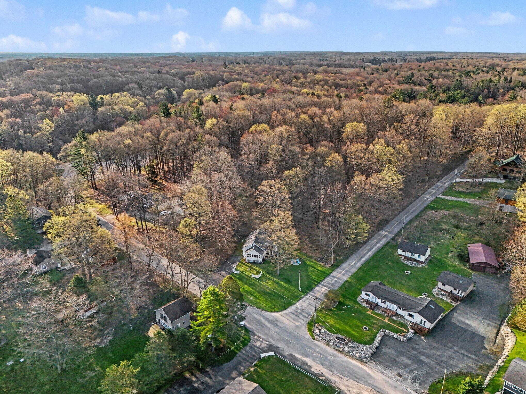 5989 Barnhart Road Ludington MI 49431