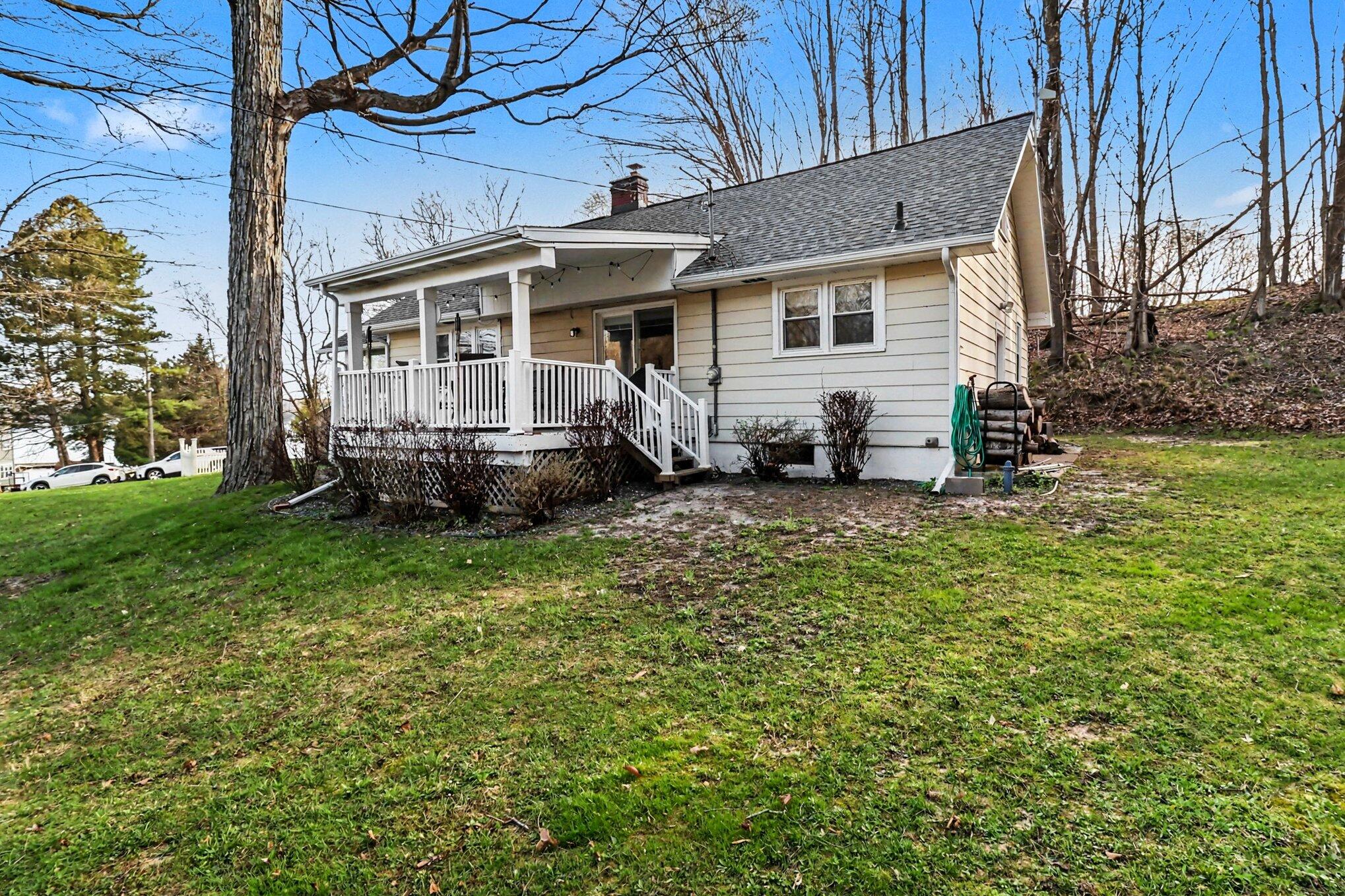 5989 Barnhart Road Ludington MI 49431