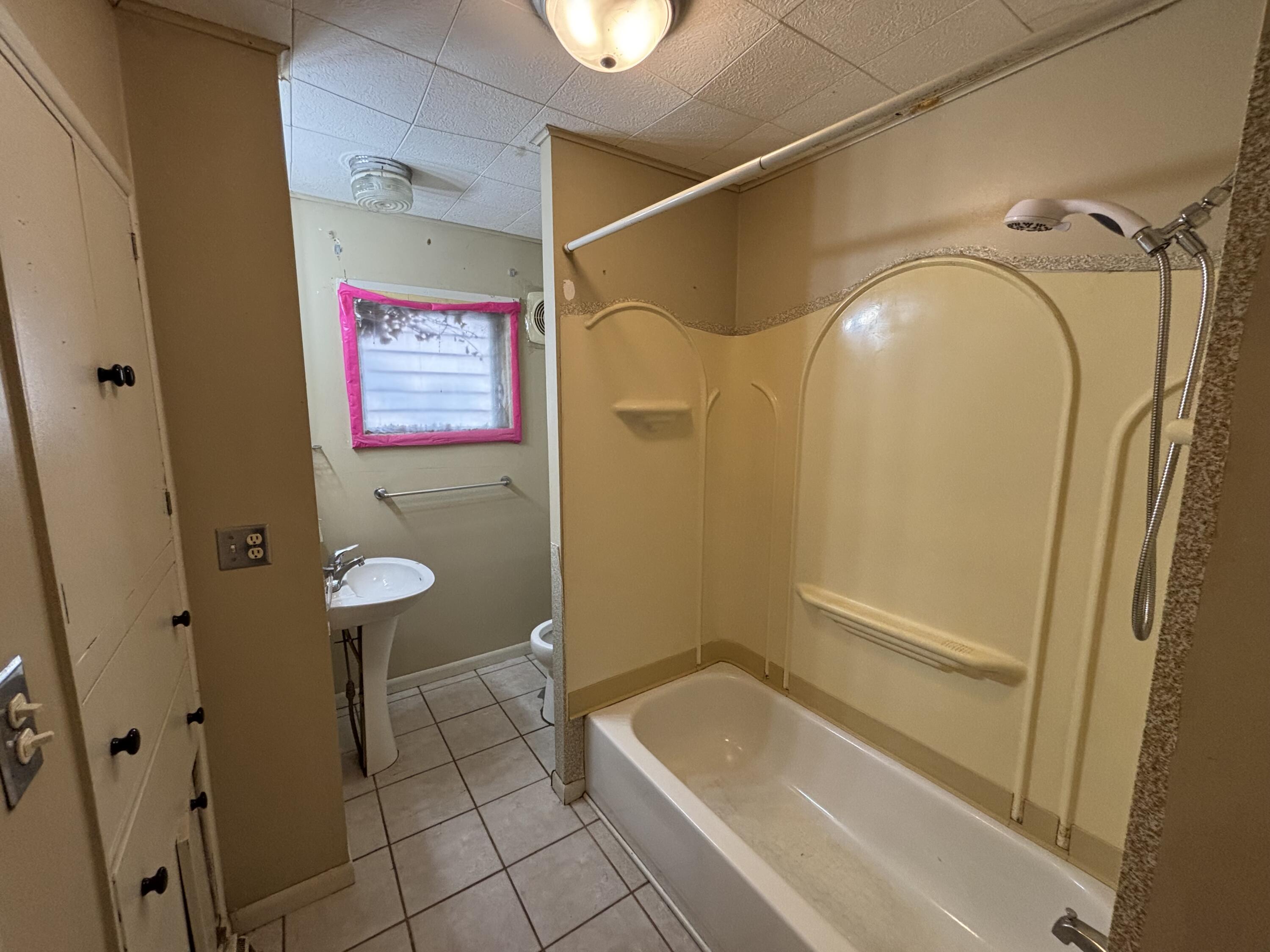 235 W Larch Avenue Muskegon MI 49441