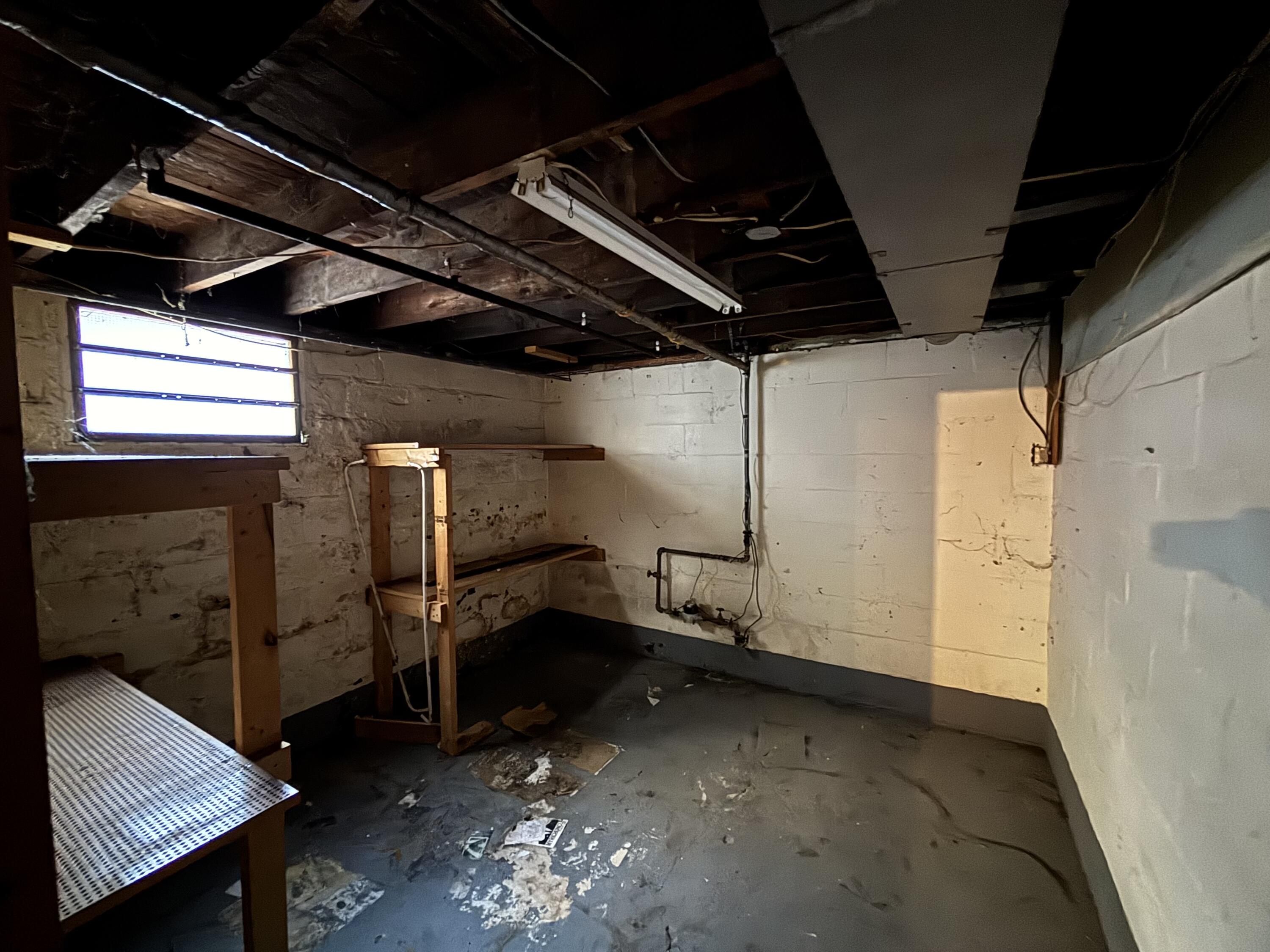 235 W Larch Avenue Muskegon MI 49441