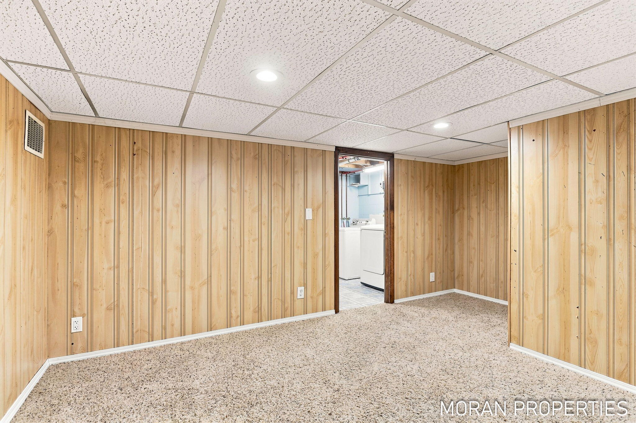 210 Hope Avenue Holland MI 49423