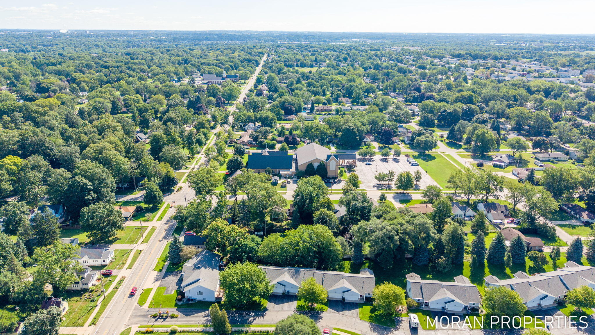 210 Hope Avenue Holland MI 49423