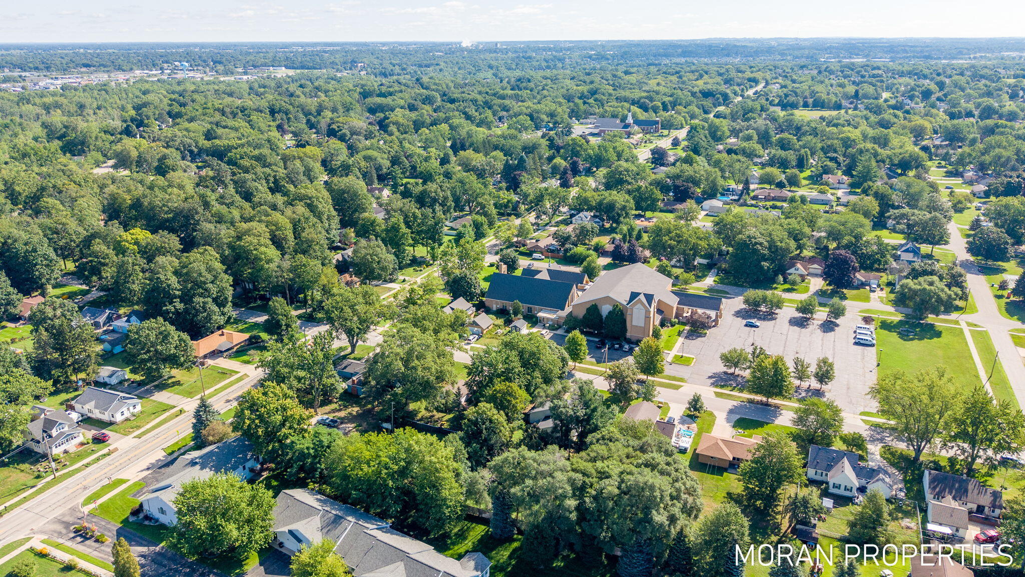 210 Hope Avenue Holland MI 49423