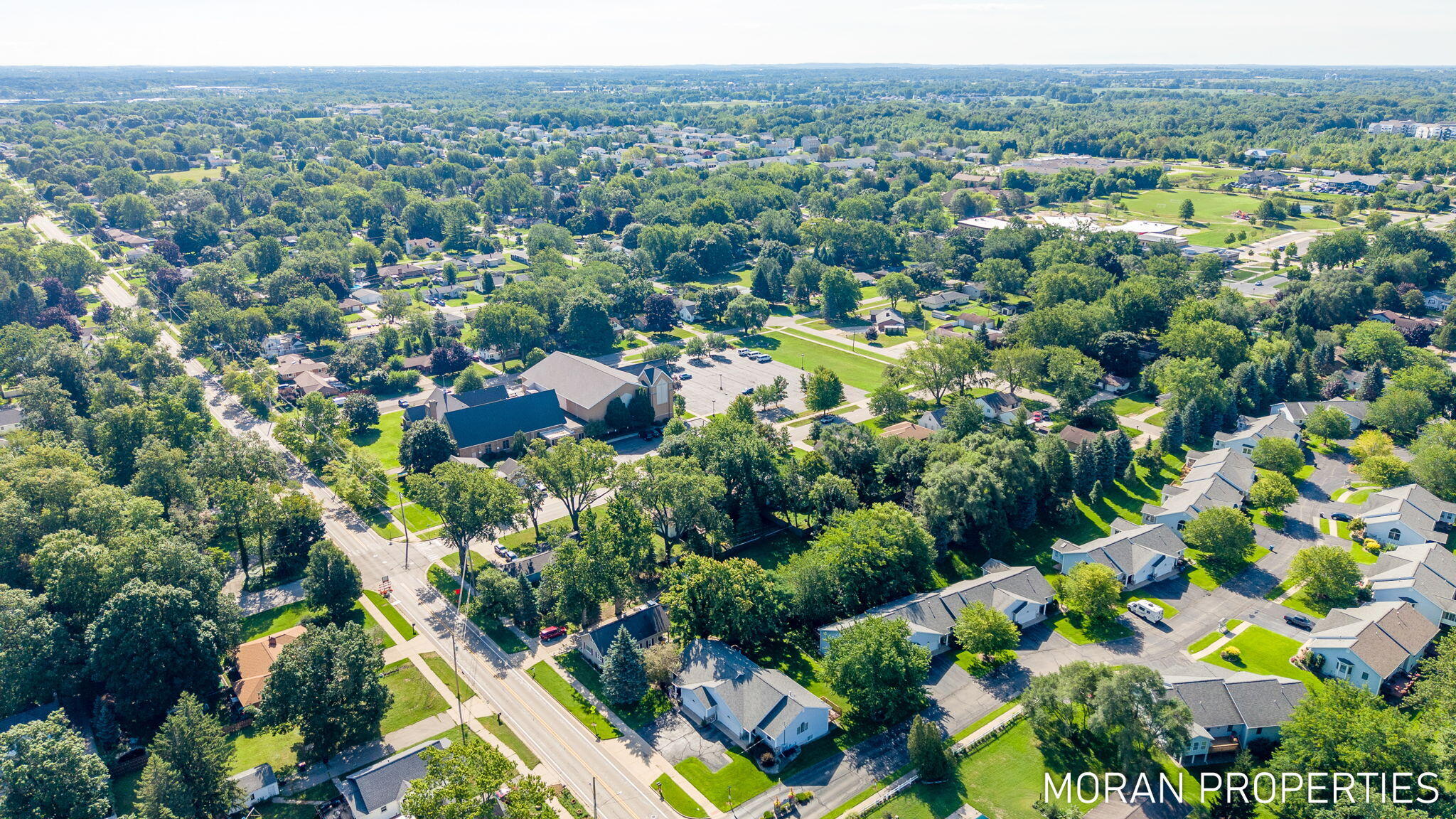 210 Hope Avenue Holland MI 49423