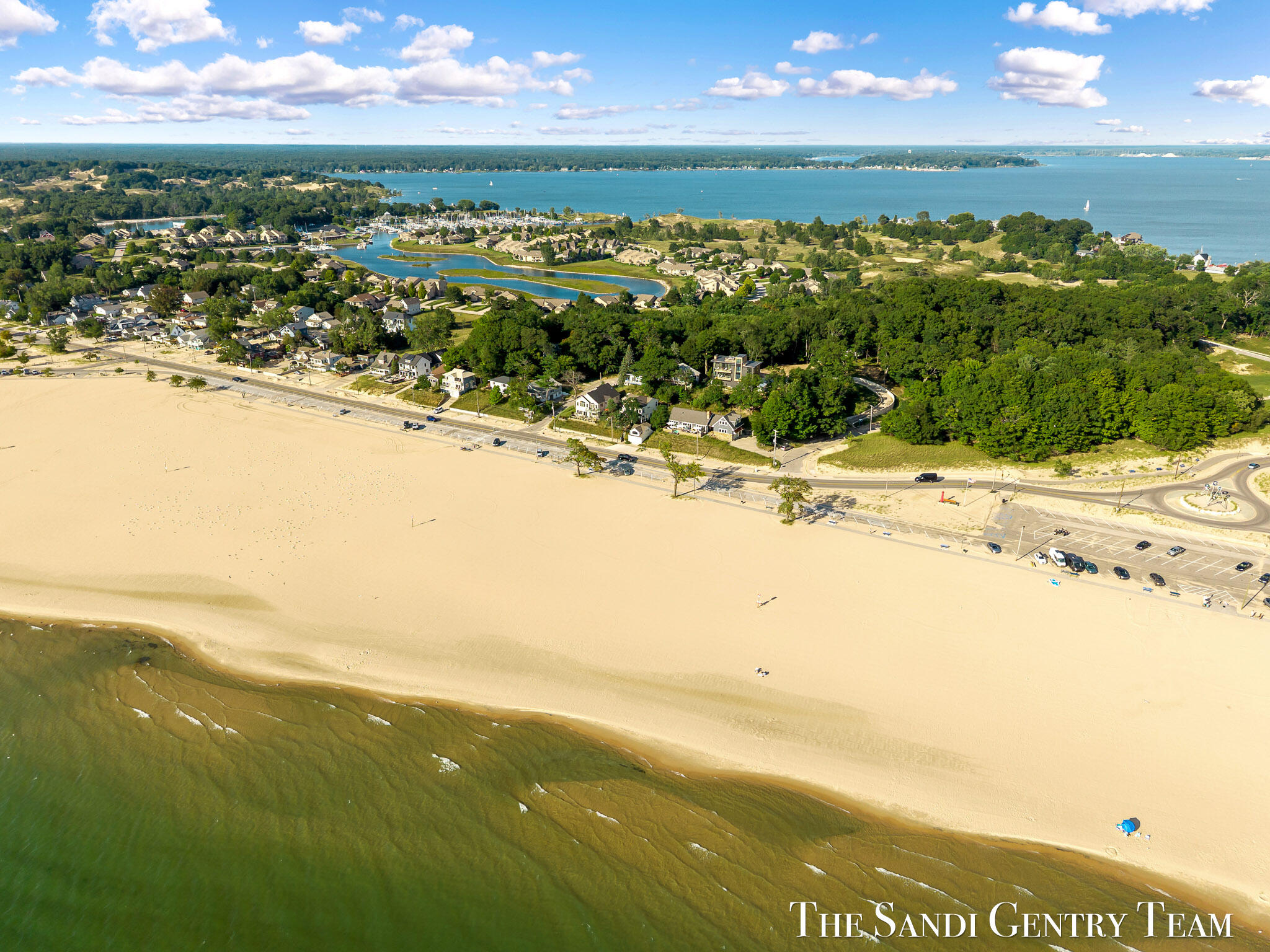1796 Beach Street Muskegon MI 49441