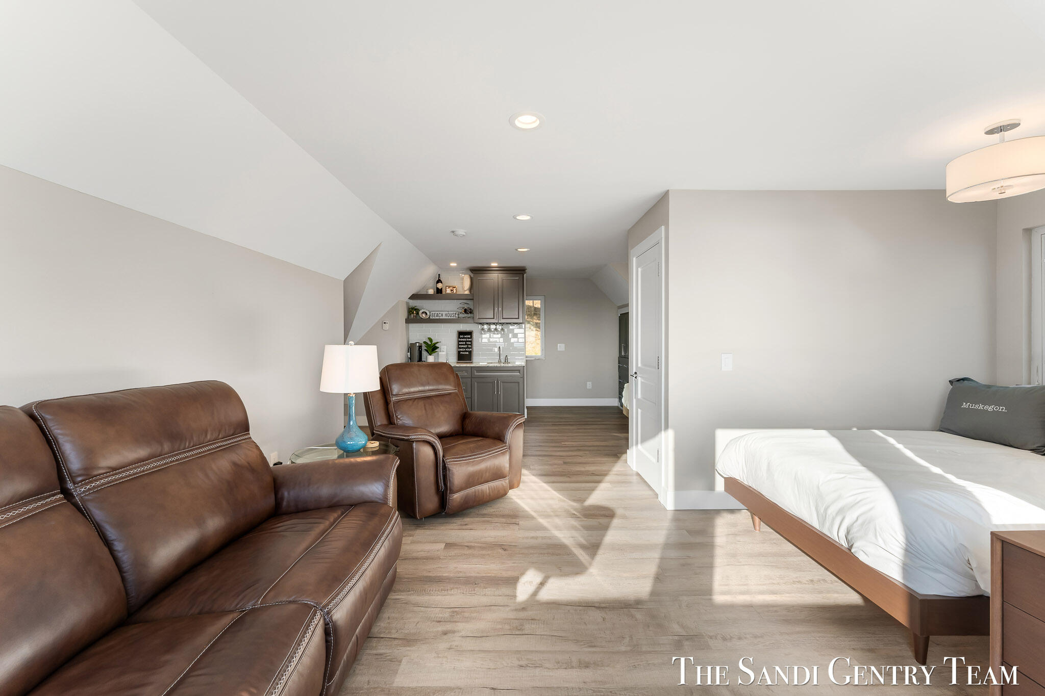 1796 Beach Street Muskegon MI 49441