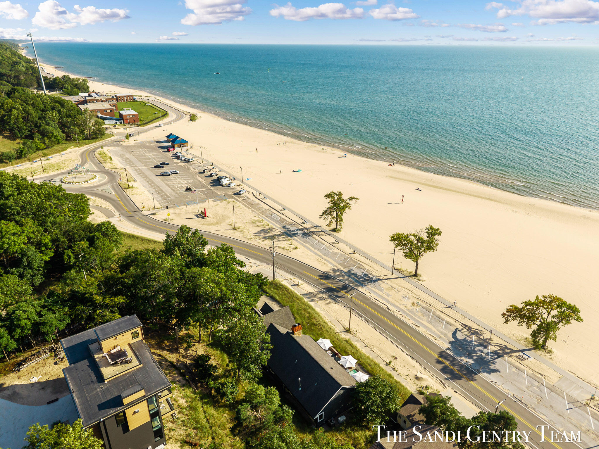 1796 Beach Street Muskegon MI 49441