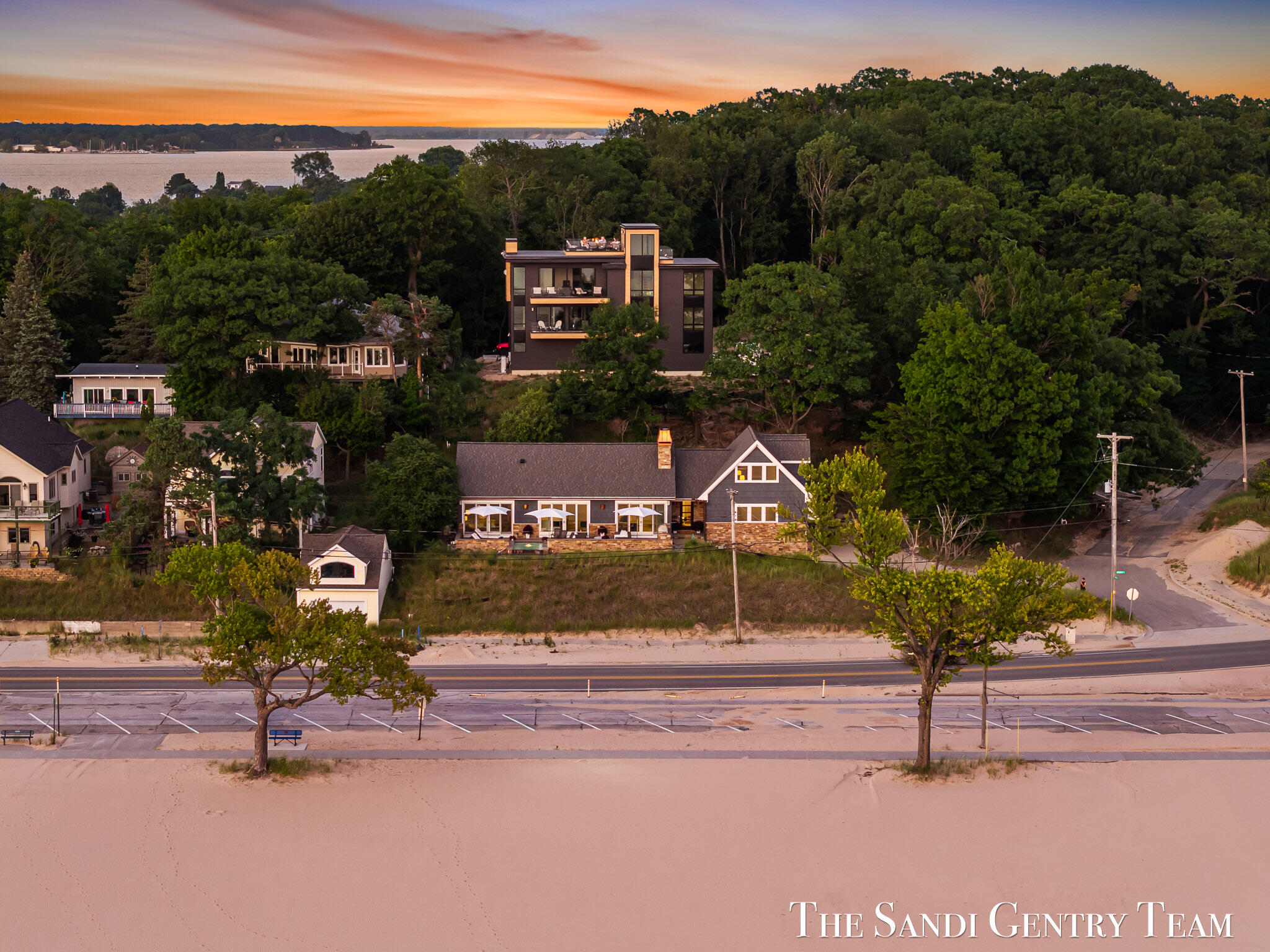 1796 Beach Street Muskegon MI 49441