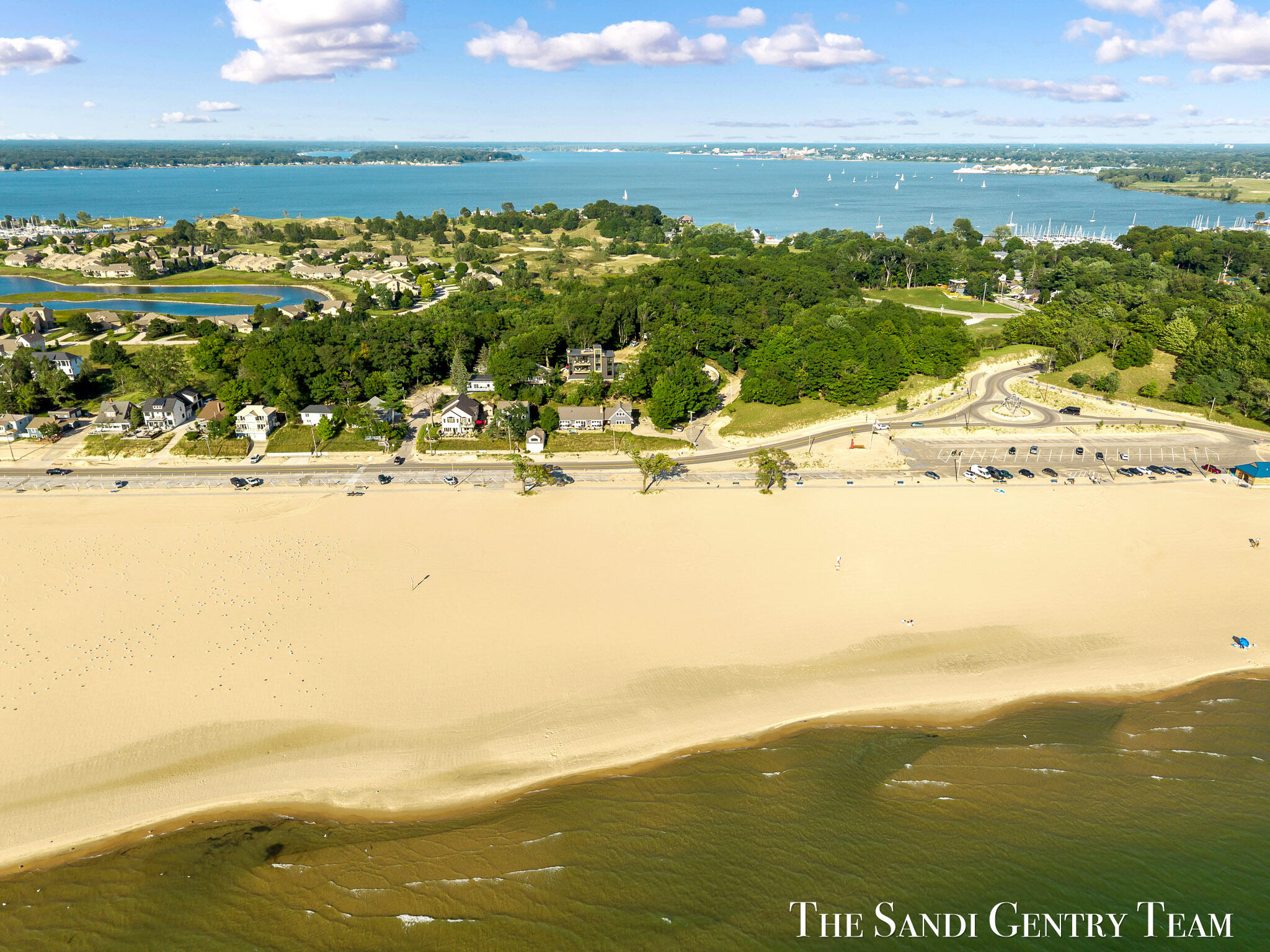 1796 Beach Street Muskegon MI 49441