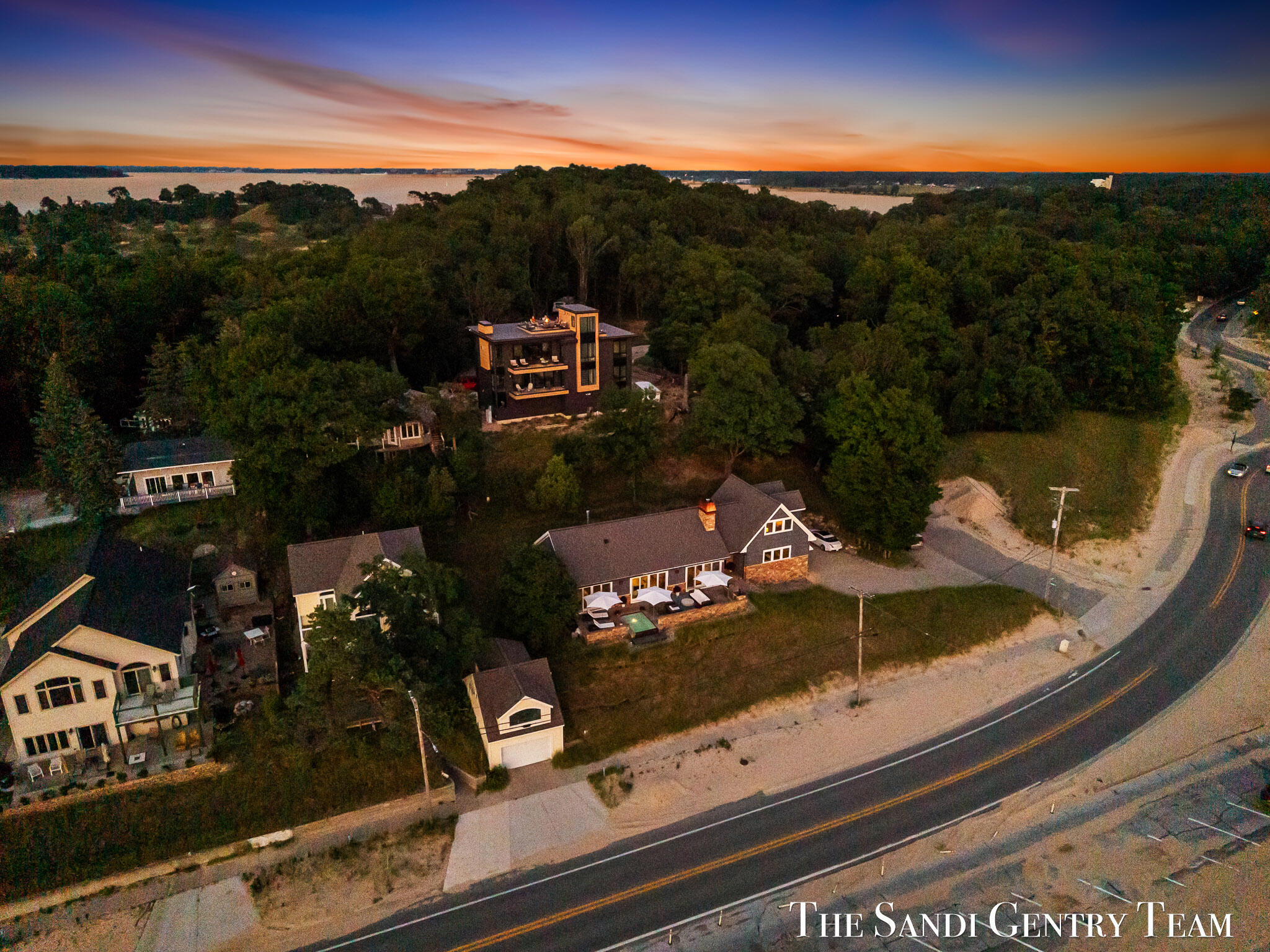 1796 Beach Street Muskegon MI 49441