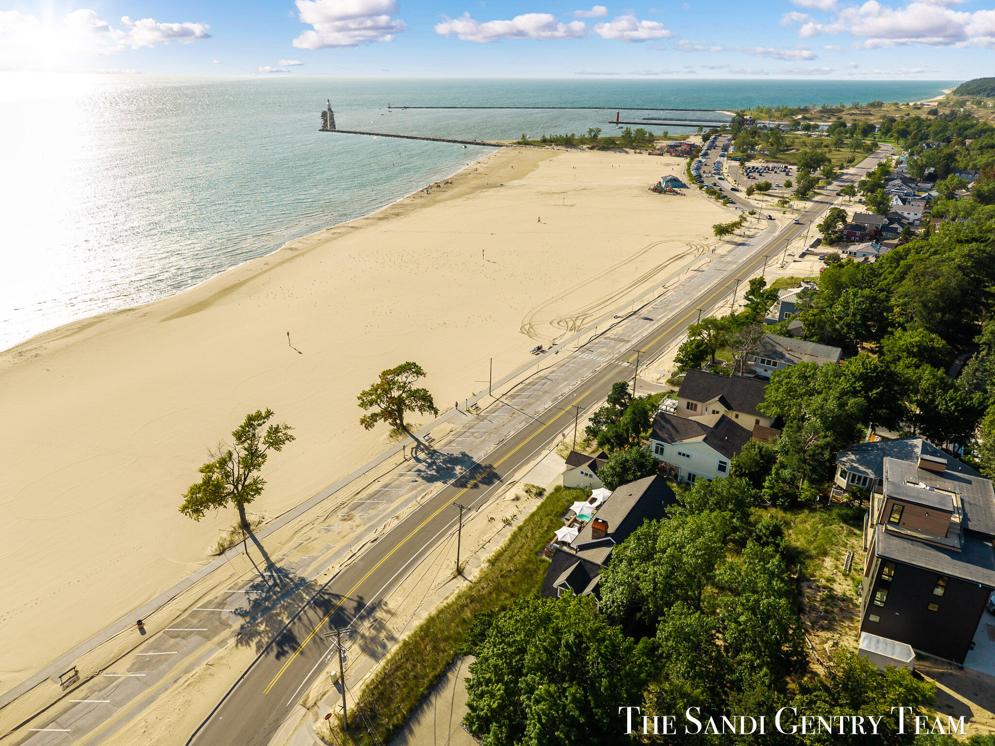 1796 Beach Street Muskegon MI 49441