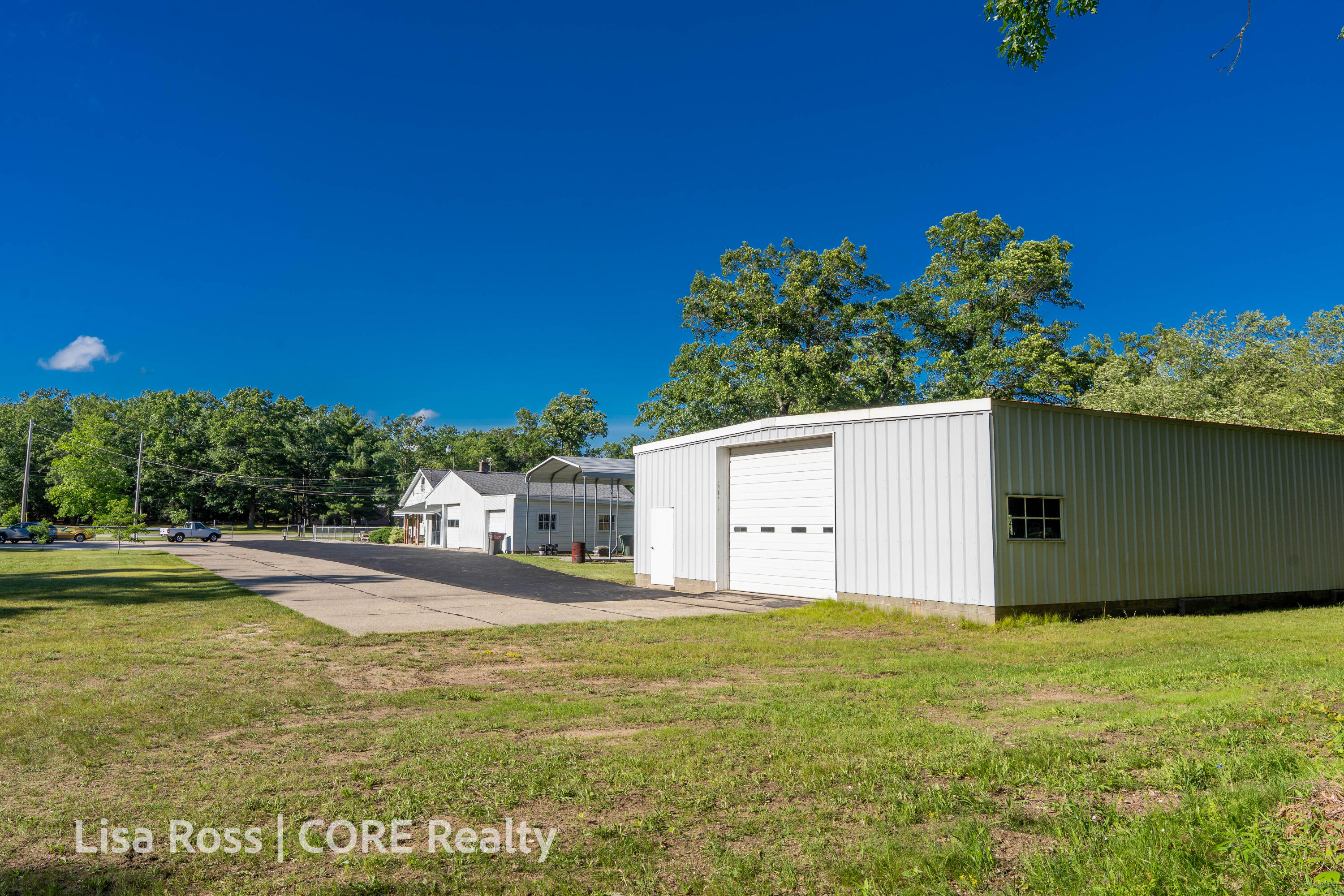7601 E Apple Avenue Muskegon MI 49442