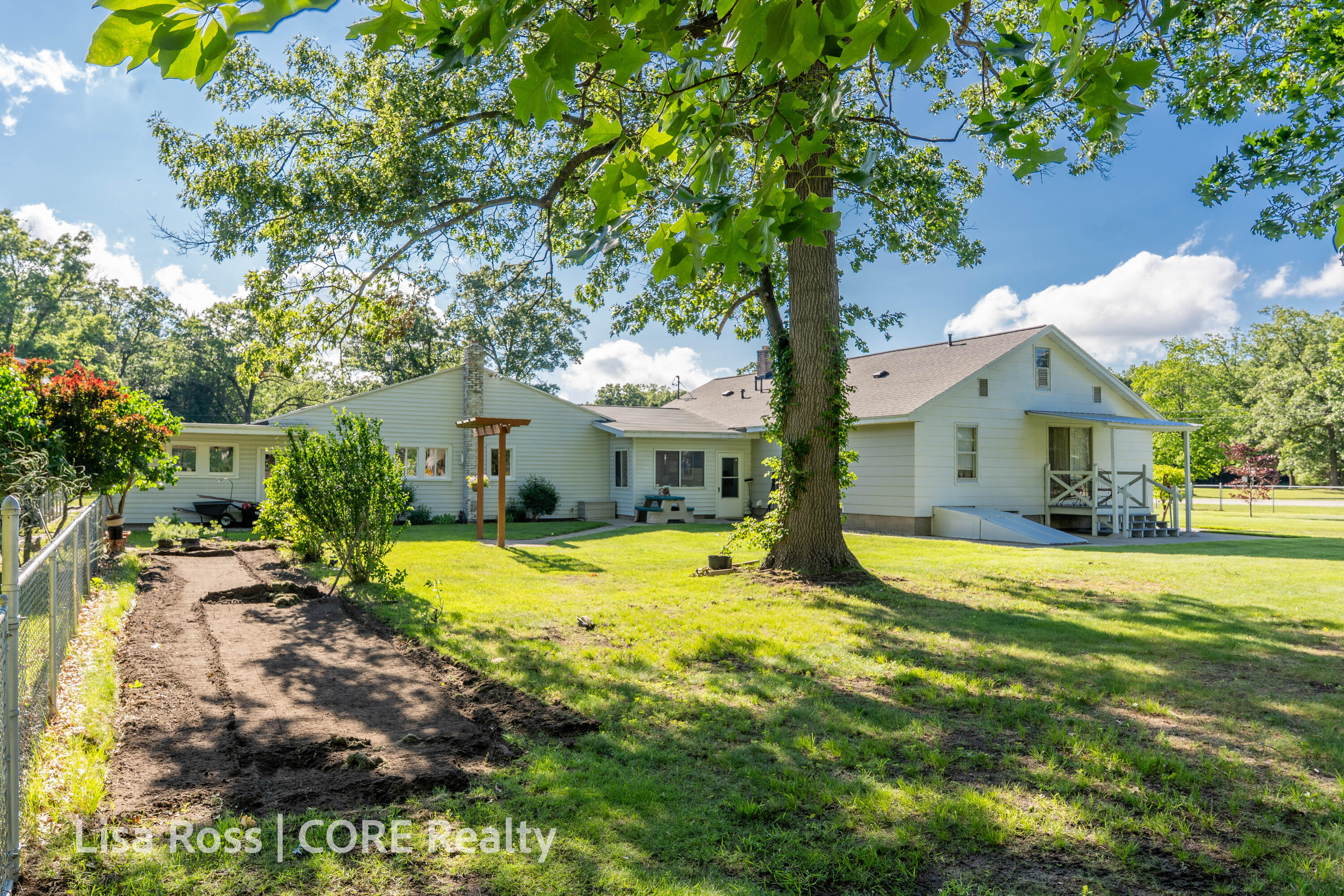 7601 E Apple Avenue Muskegon MI 49442