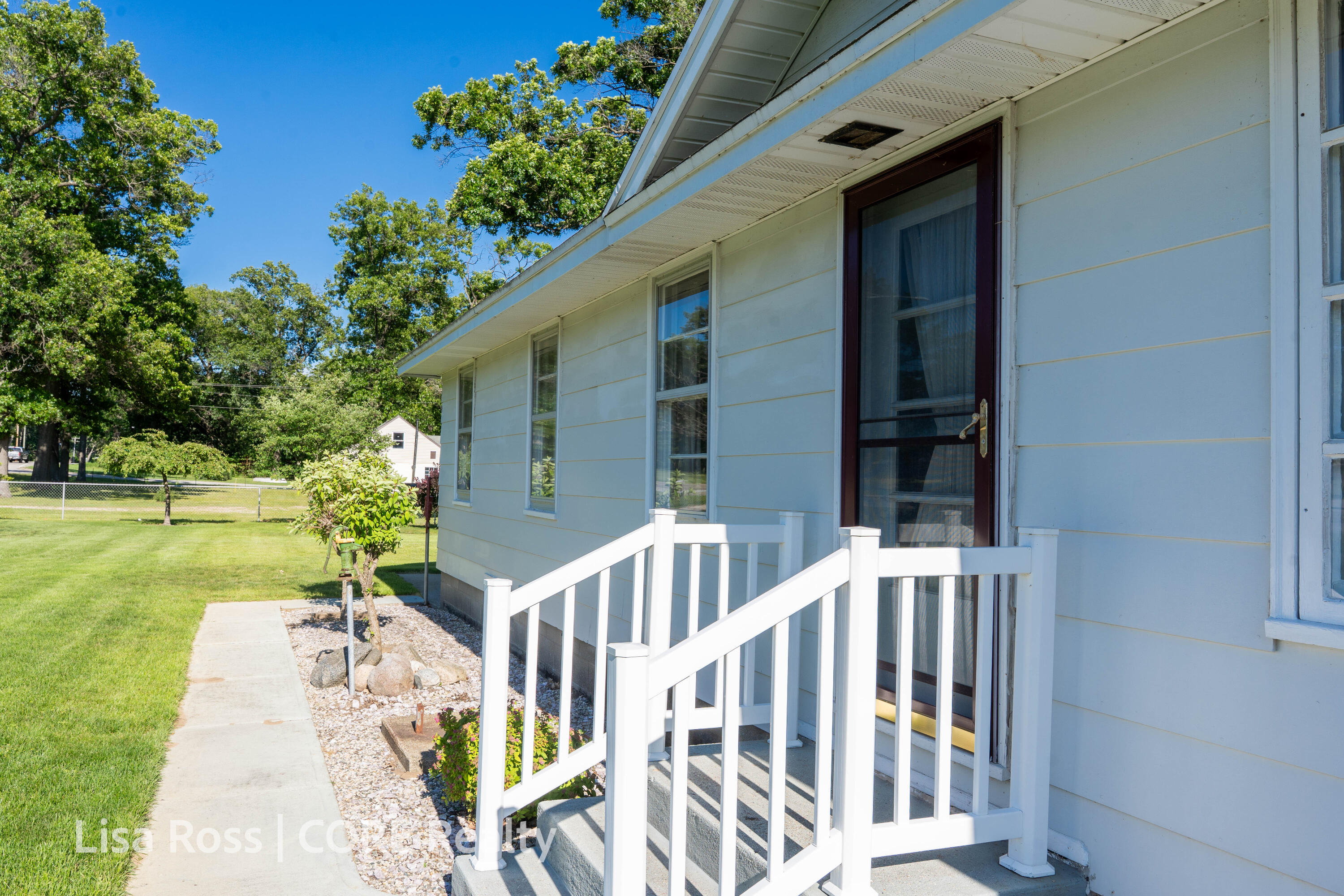 7601 E Apple Avenue Muskegon MI 49442