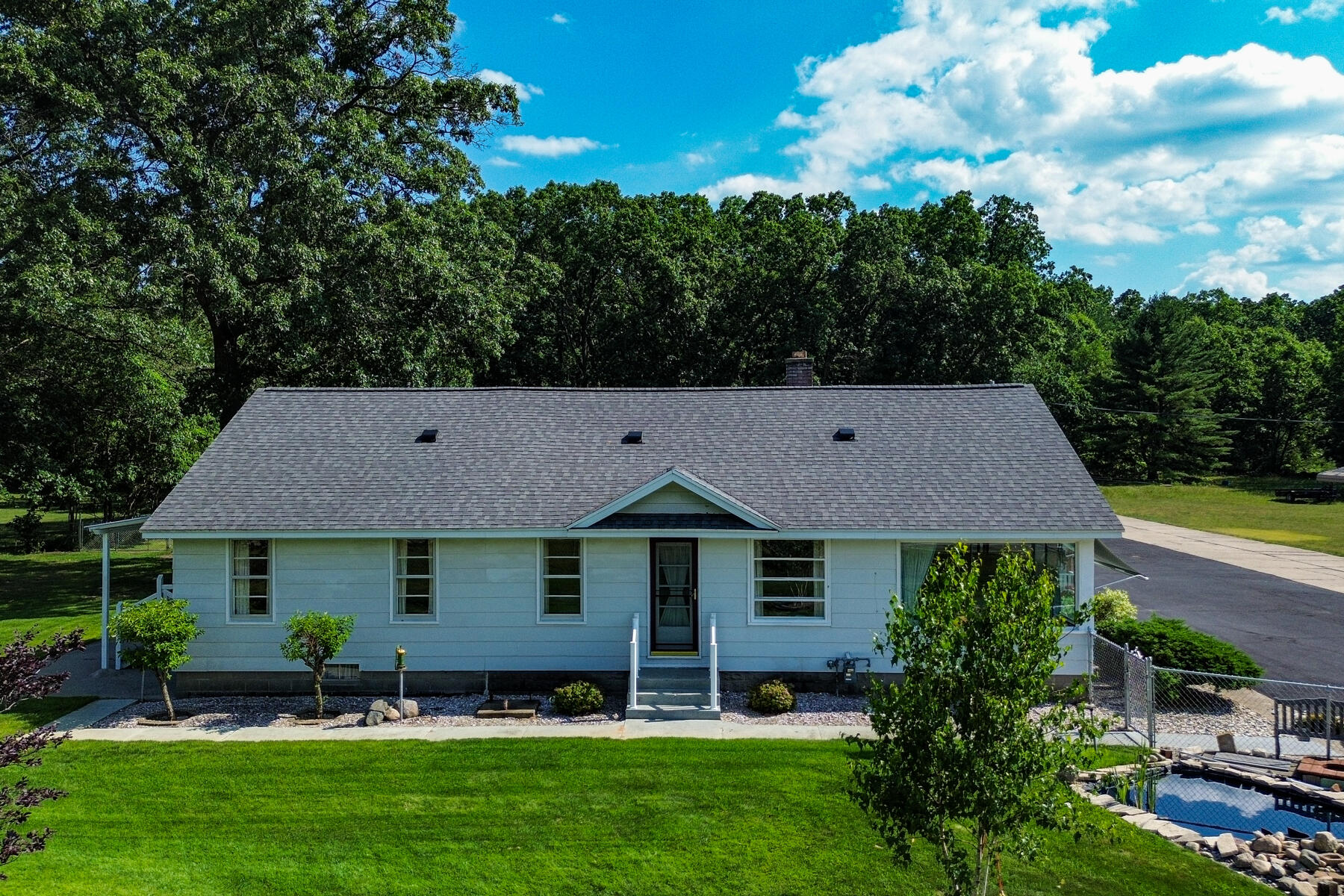 7601 E Apple Avenue Muskegon MI 49442