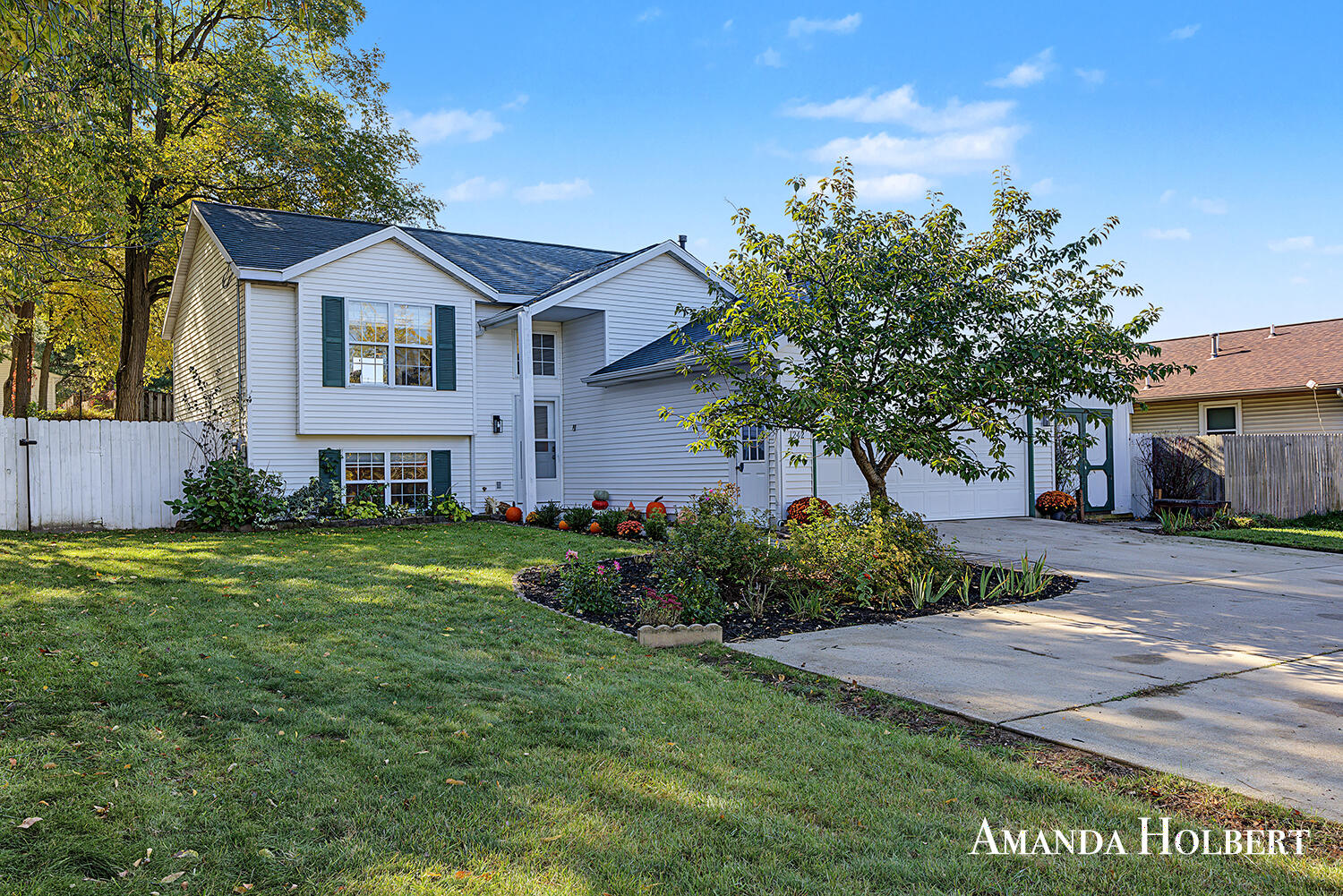 1242 4 Mile Road NE Grand Rapids MI 49525