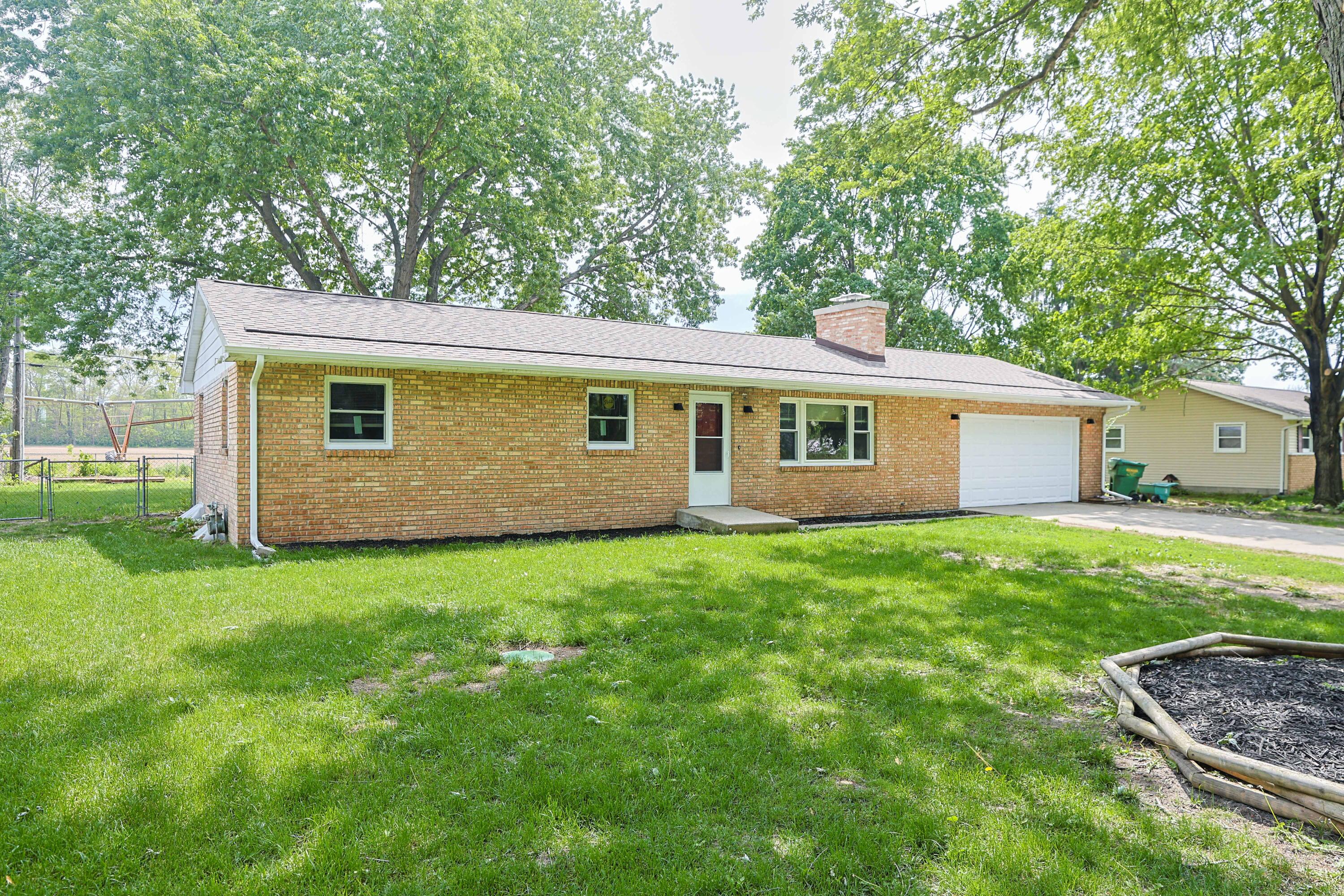 827 E Park Drive Niles MI 49120